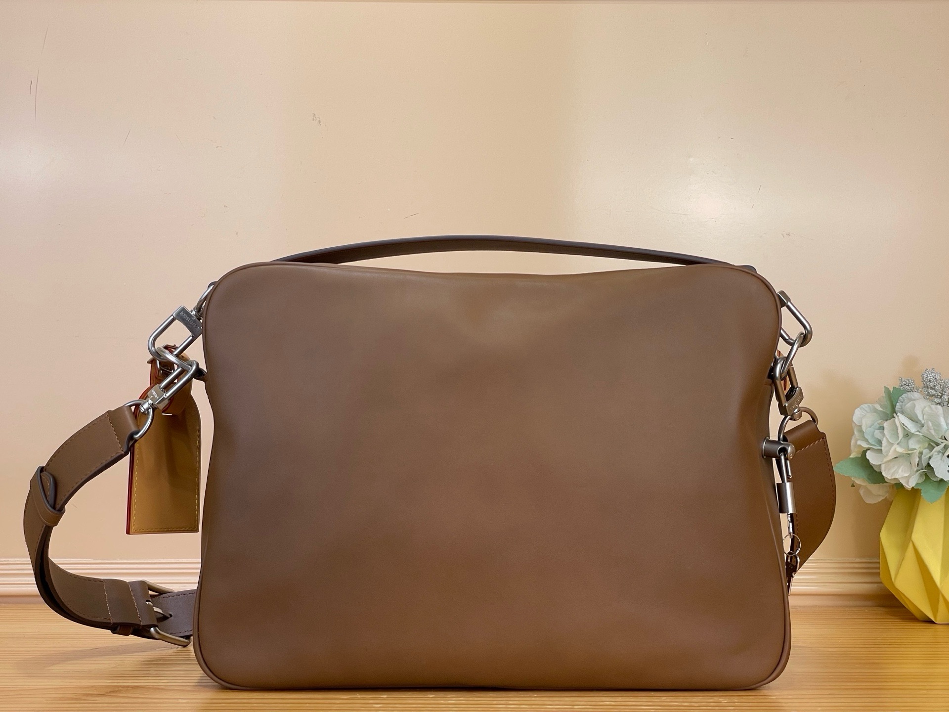 Сумка мужская Louis Vuitton Nil XL коричневого цвета