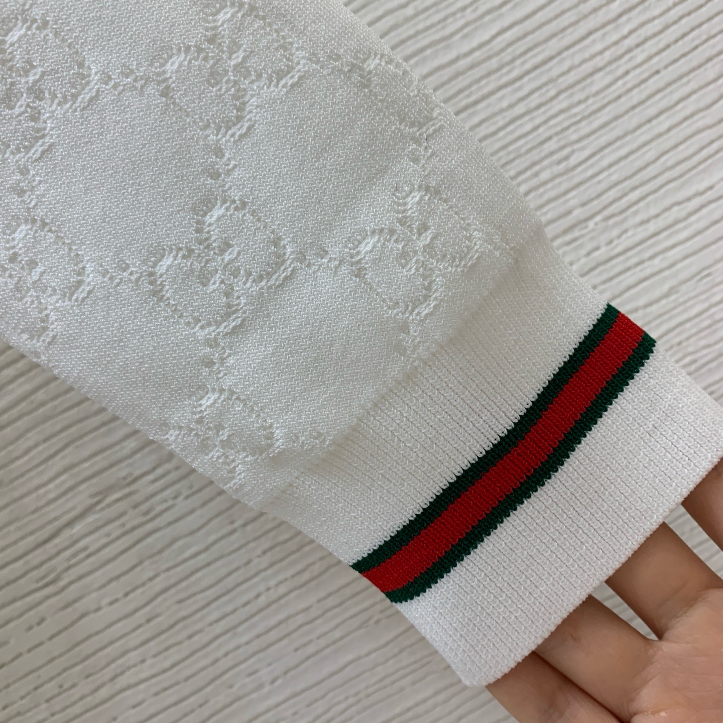 Кардиган женский в стиле Gucci белого цвета с жаккардовым GG-узором