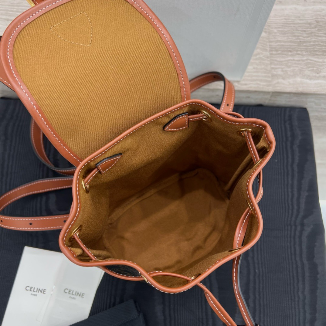 Рюкзак женский в стиле Celine Folco Triomphe Canvas коричневого цвета
