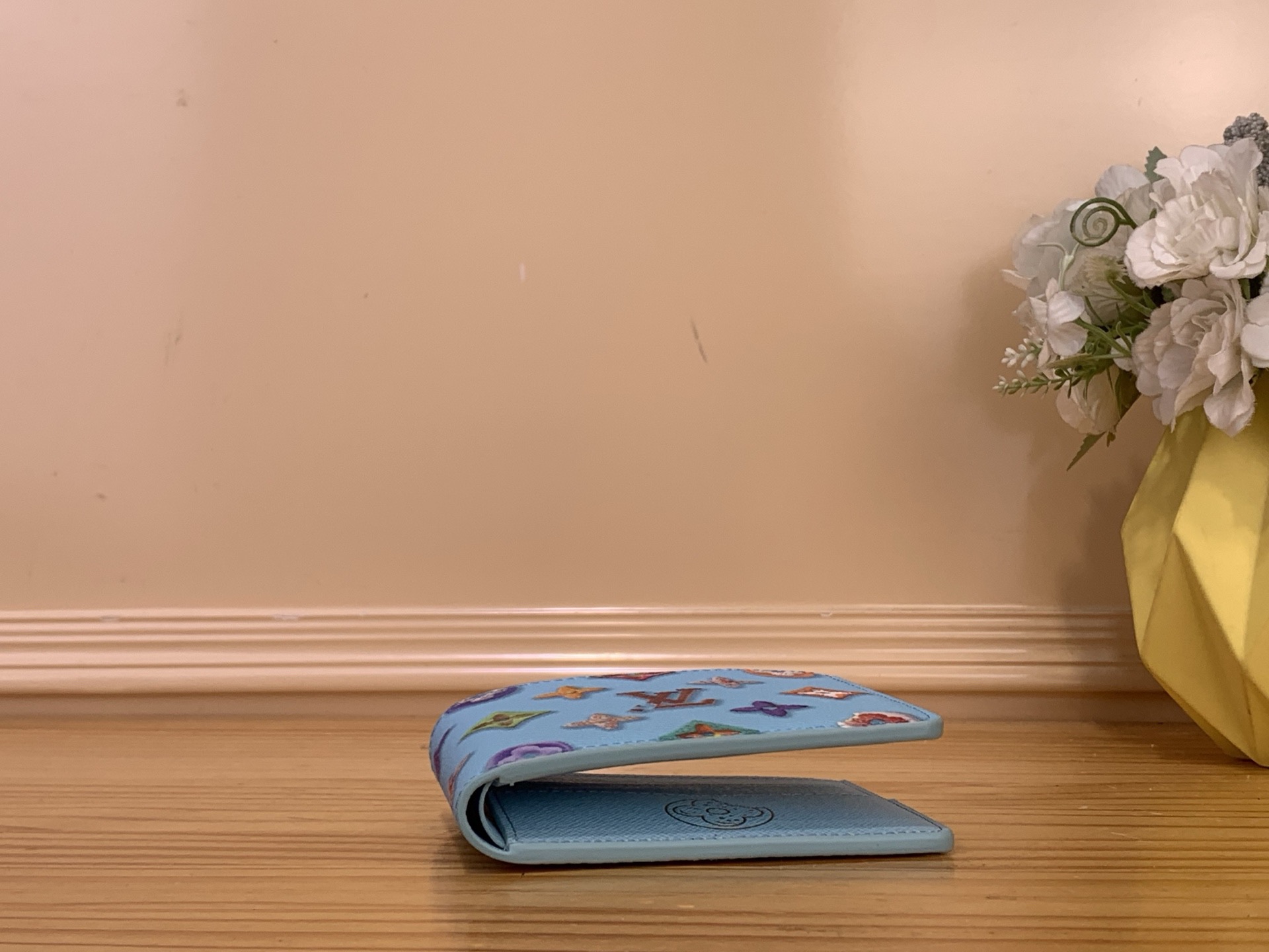 Кошелёк унисекс в стиле Louis Vuitton Slender Monogram Donuts компактный