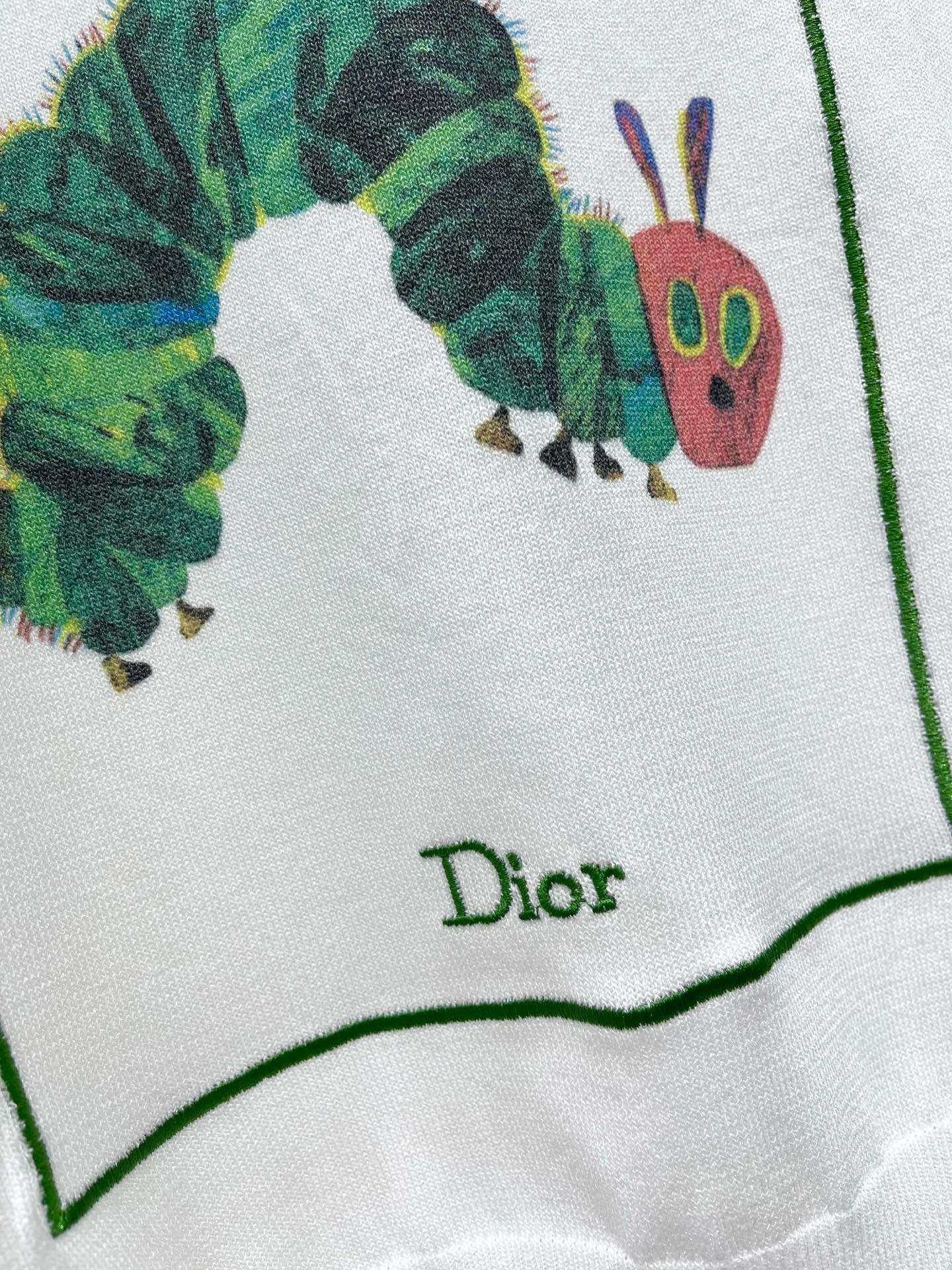 Футболка женская Dior The Very Hungry Caterpillar белого цвета с вышивкой и принтом