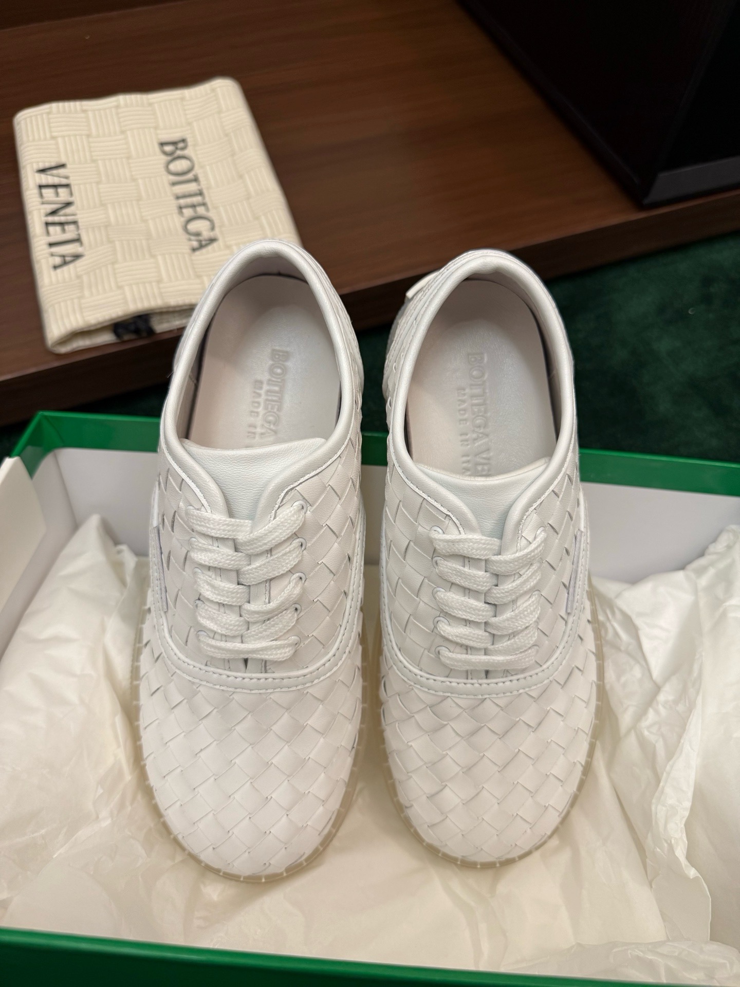 Кроссовки Bottega Veneta Serena белого цвета