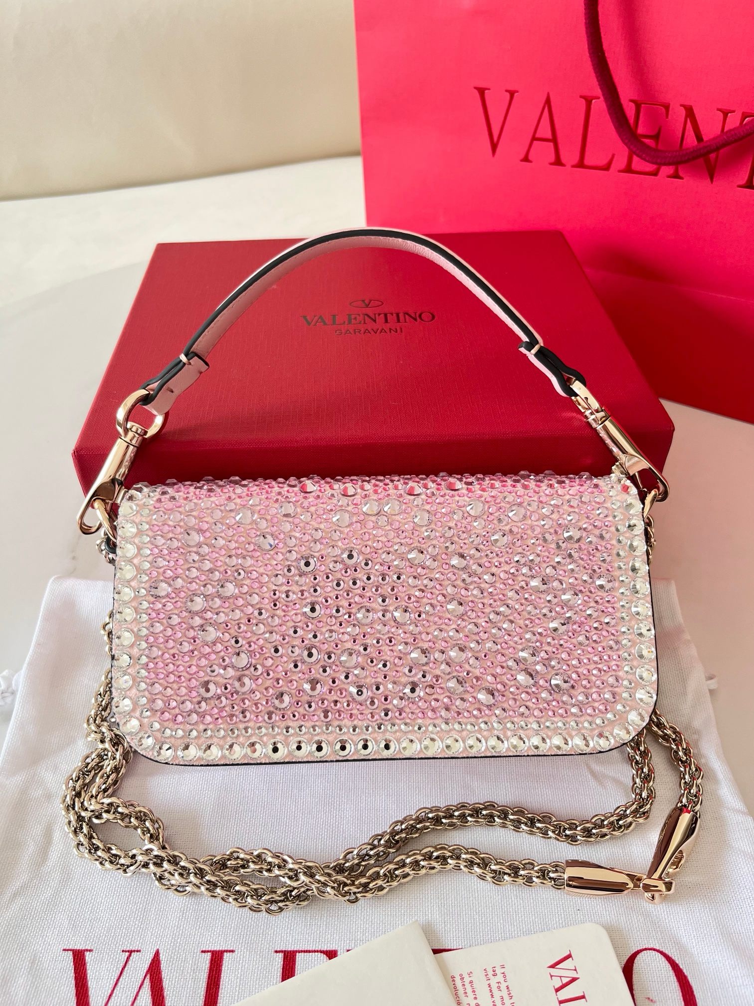 Сумка женская в стиле Valentino Loco со стразами розового цвета