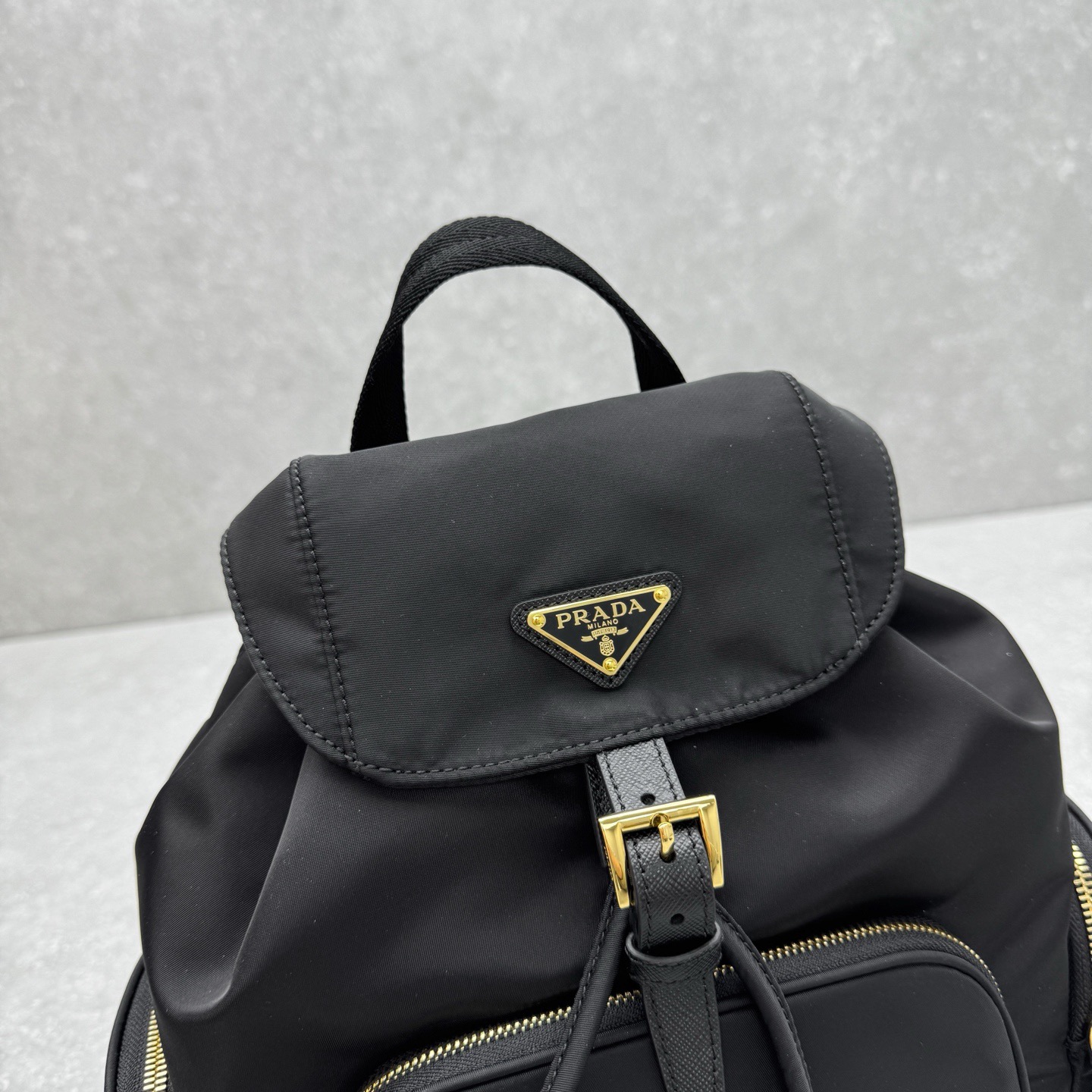 Рюкзак унисекс в стиле Prada Explore 6844 чёрного цвета