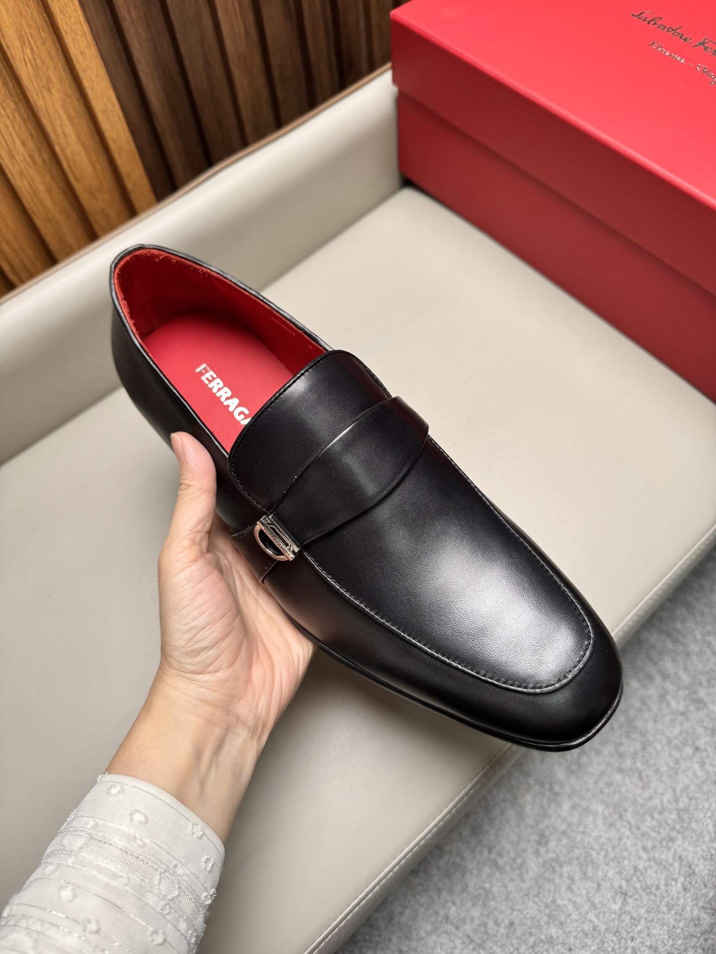 Лоферы мужские в стиле Ferragamo Gancini чёрного цвета