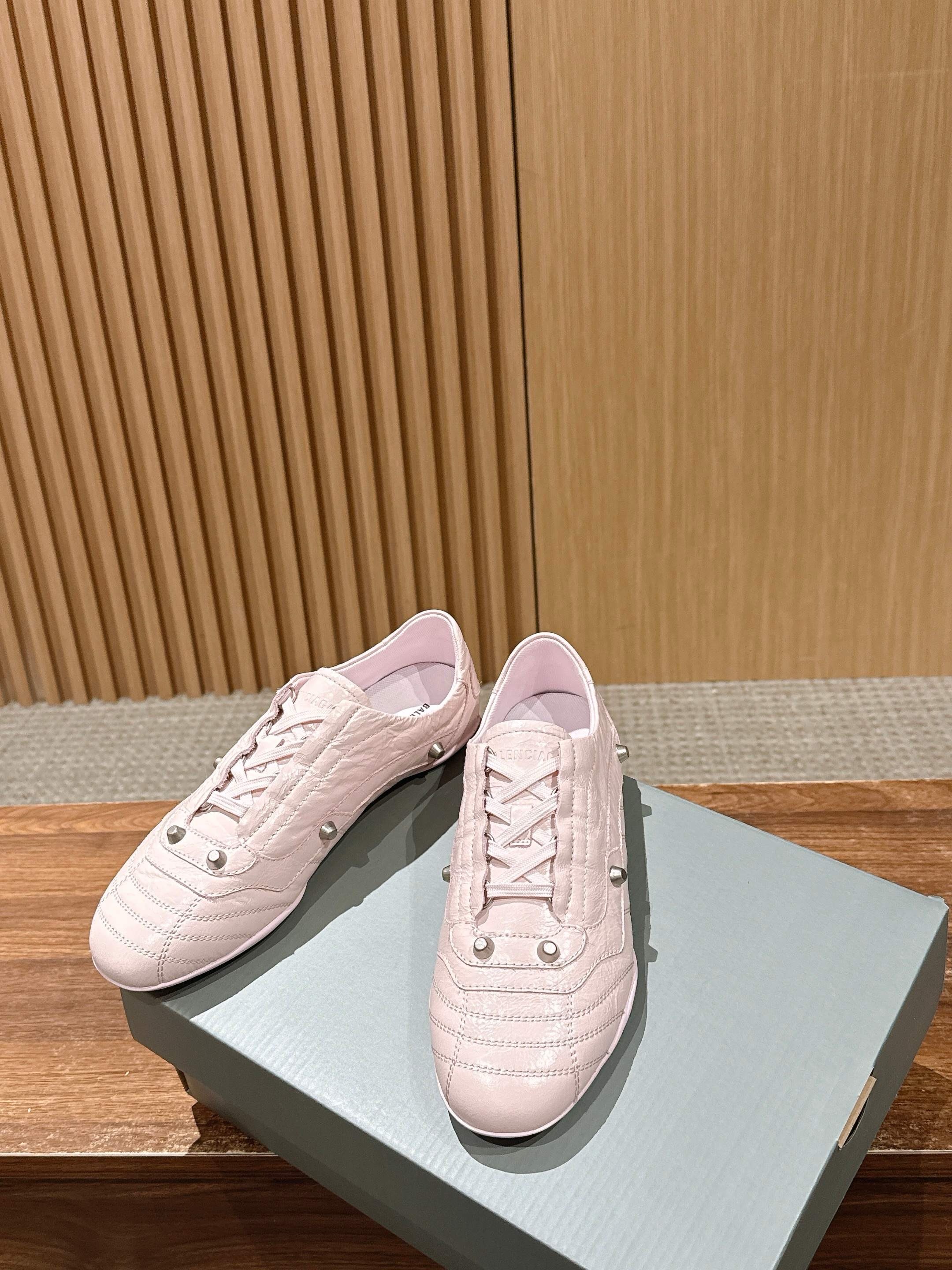 Кеды женские в стиле Balenciaga Soccer розового цвета