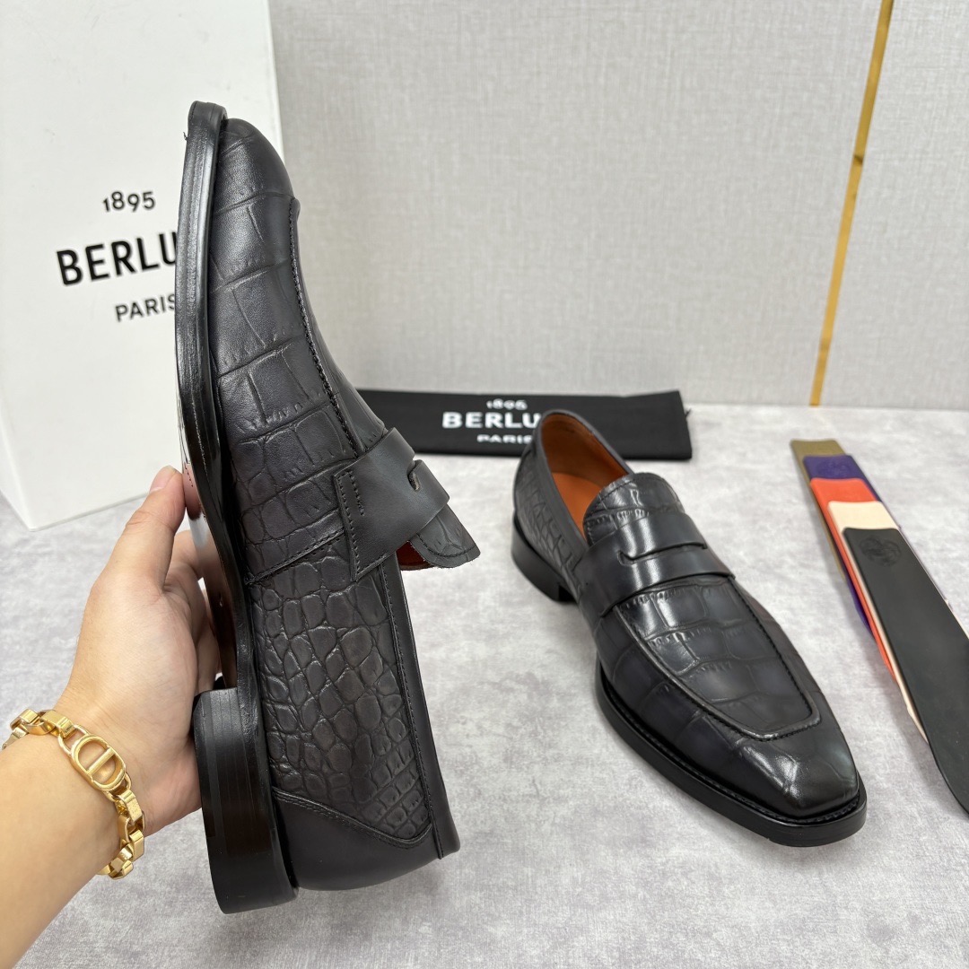 Лоферы мужские в стиле Berluti пенни черного цвета