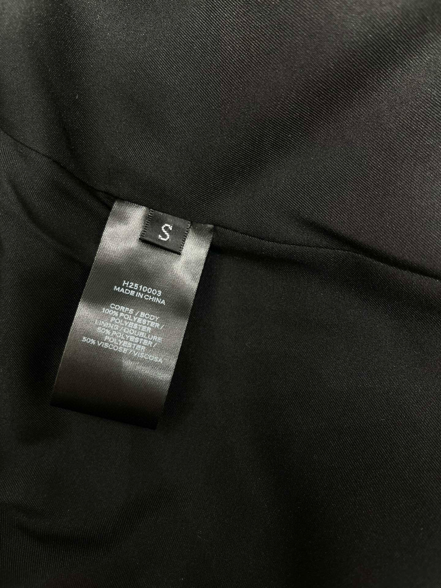 Шорты женские в стиле Chanel из твида с пайетками чёрного цвета