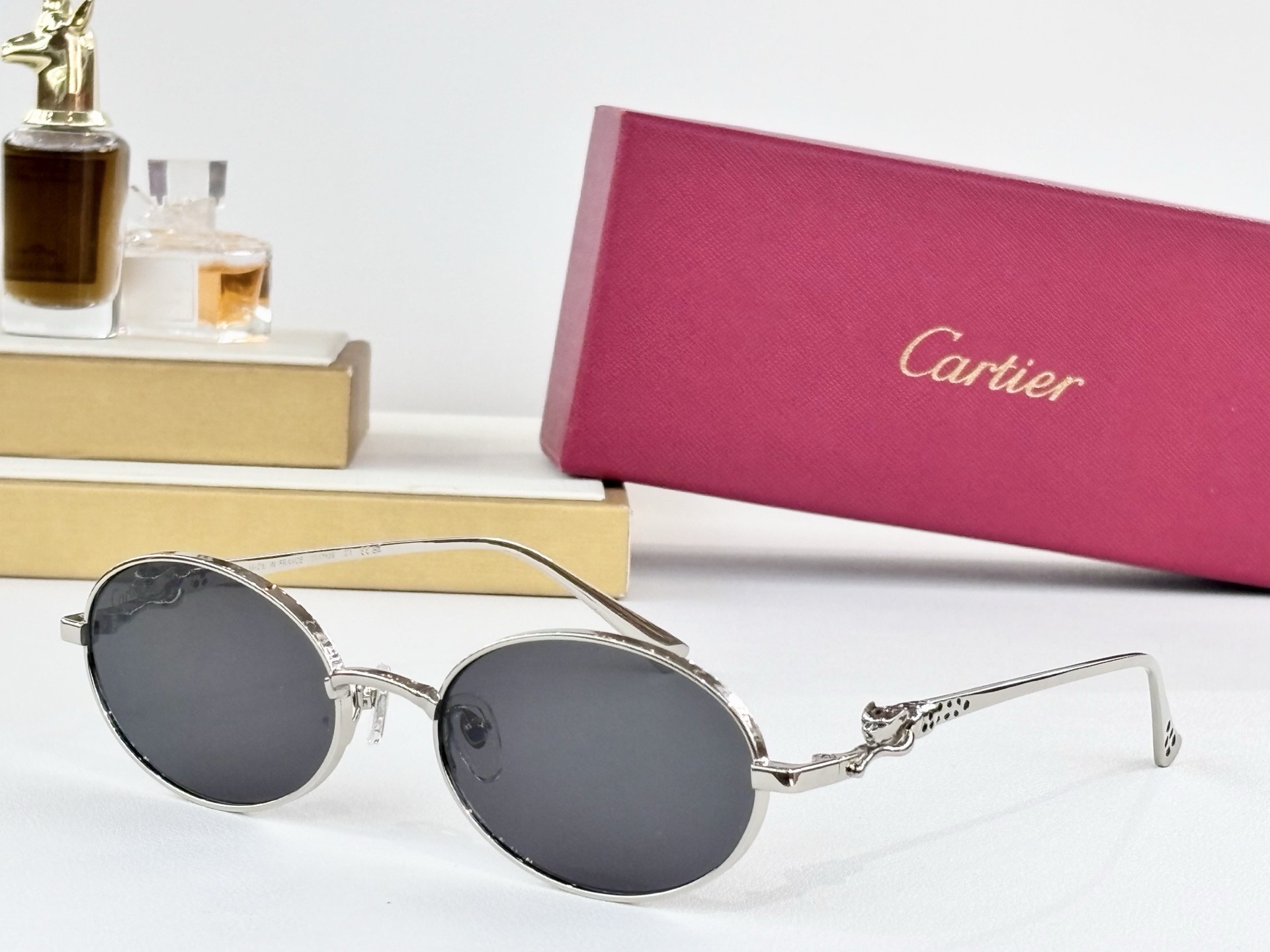 Очки солнцезащитные женские в стиле Cartier CT0752S