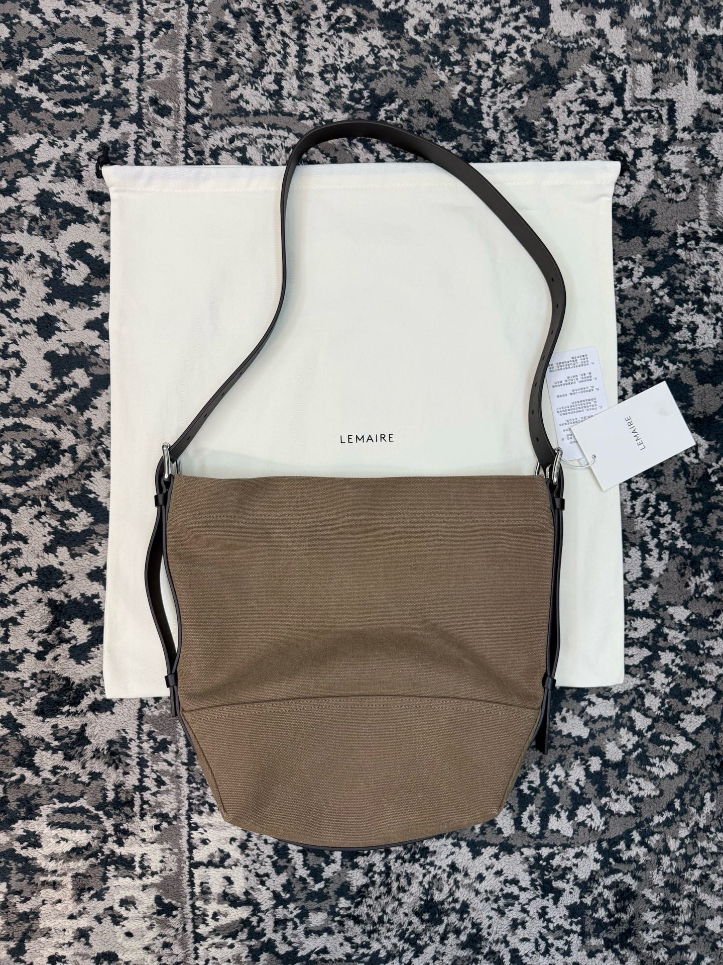 Сумка женская в стиле Lemaire Small Tote цвета хаки