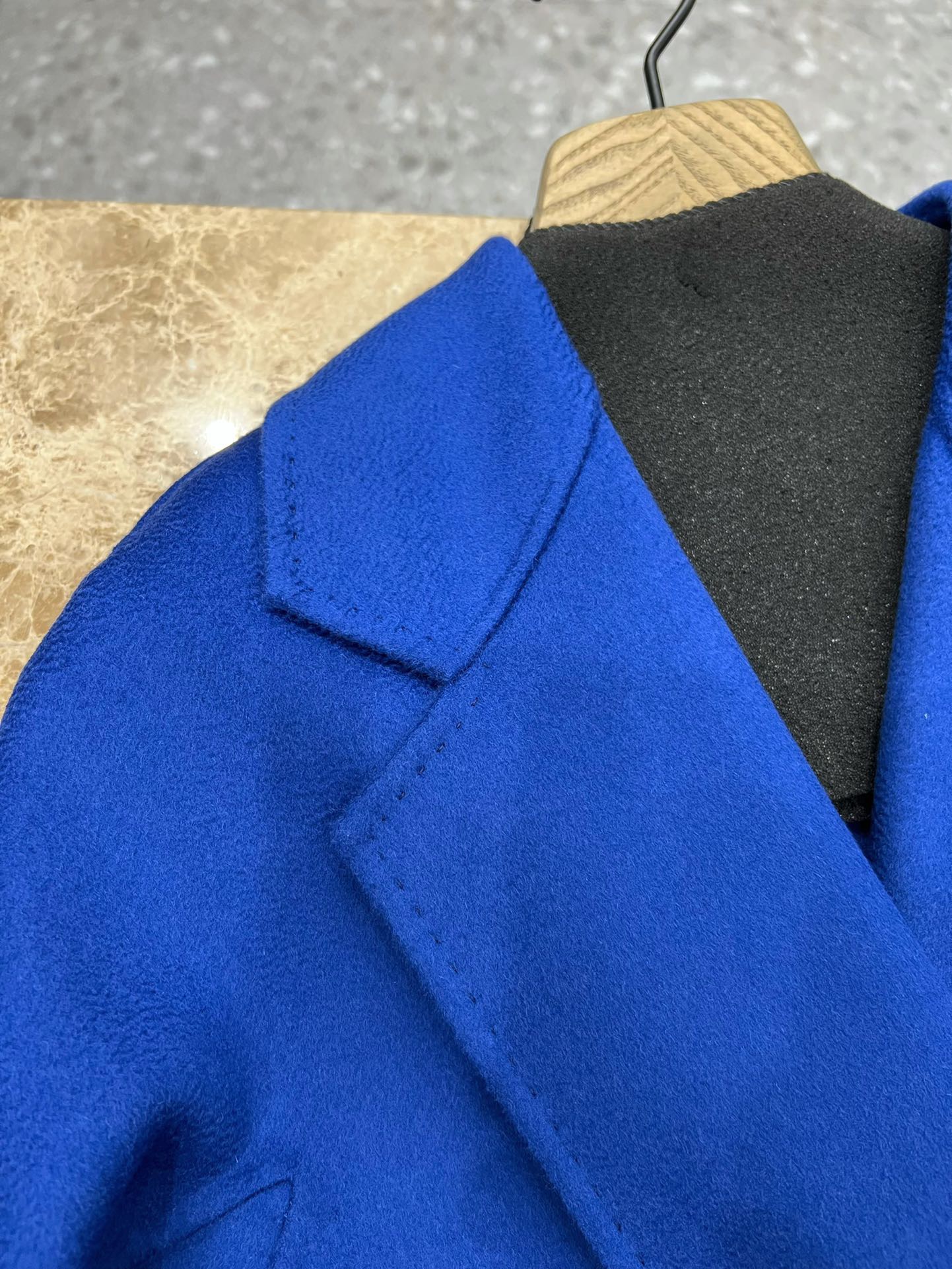 Пальто женское в стиле Max Mara Ludmilla синего цвета 