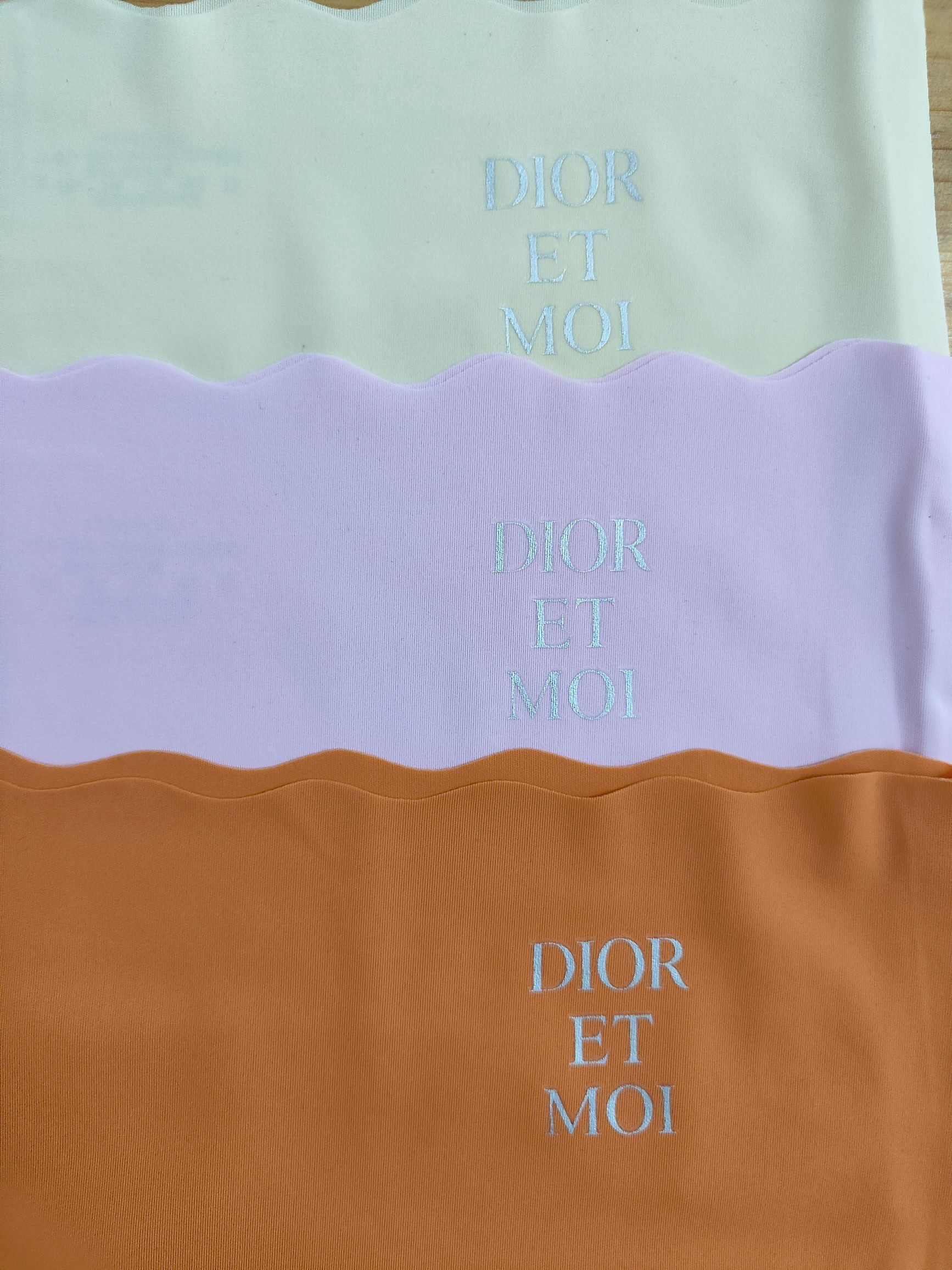 Трусы женские в стиле Dior из шелковистой ткани с бесшовной отделкой (набор 3 шт.)