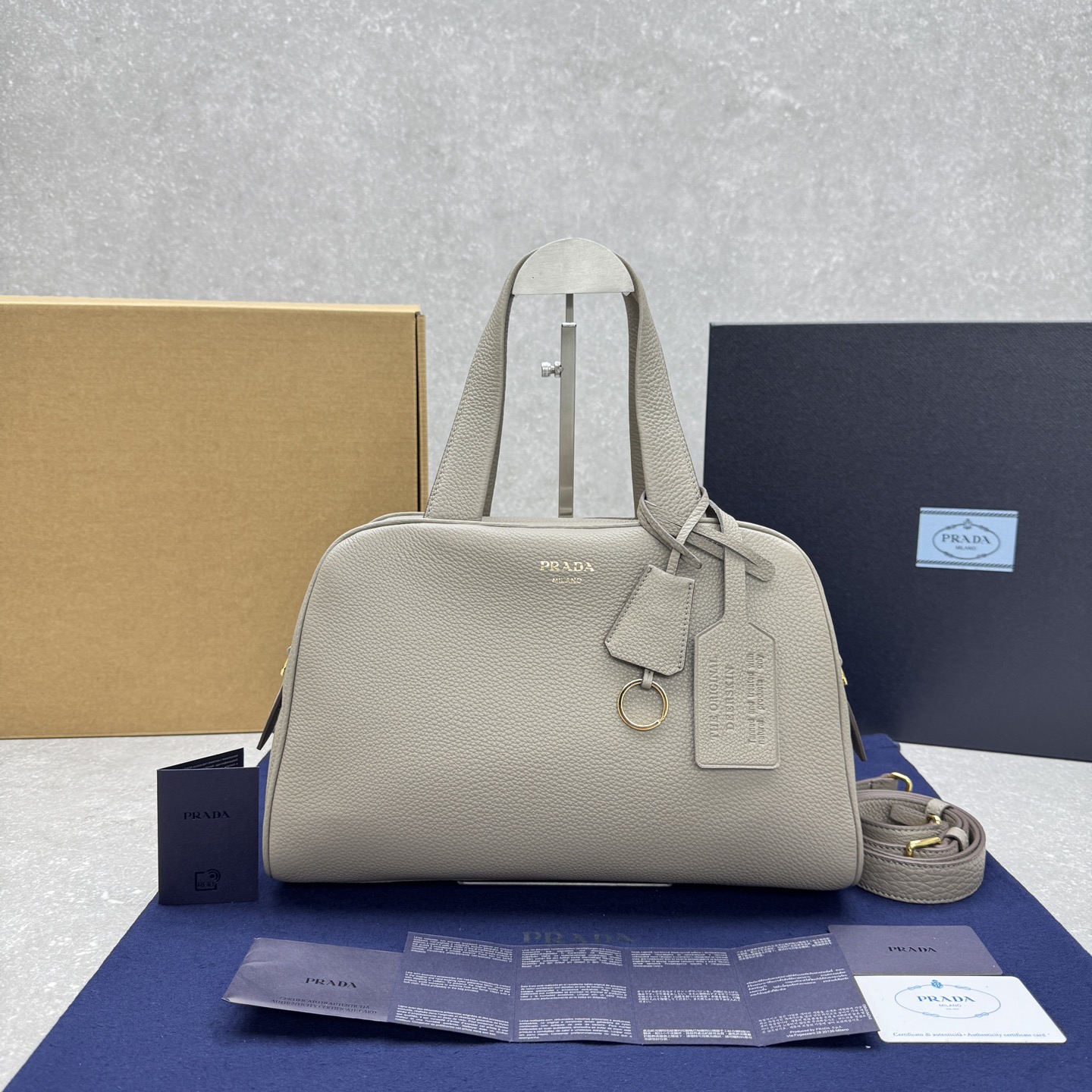Сумка женская в стиле Prada Hobo 6861 чёрного цвета 