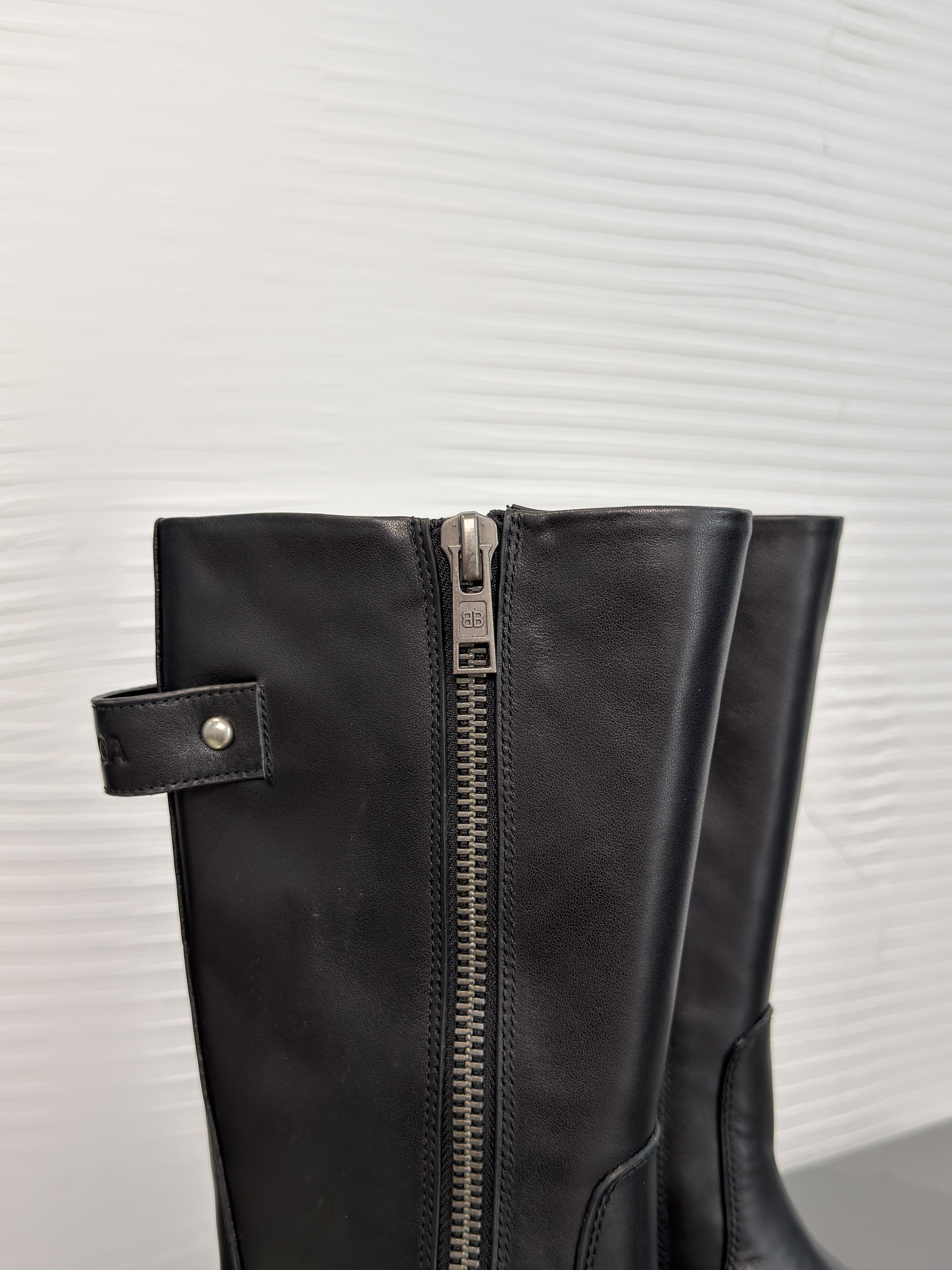Сапоги женские Balenciaga чёрного цвета