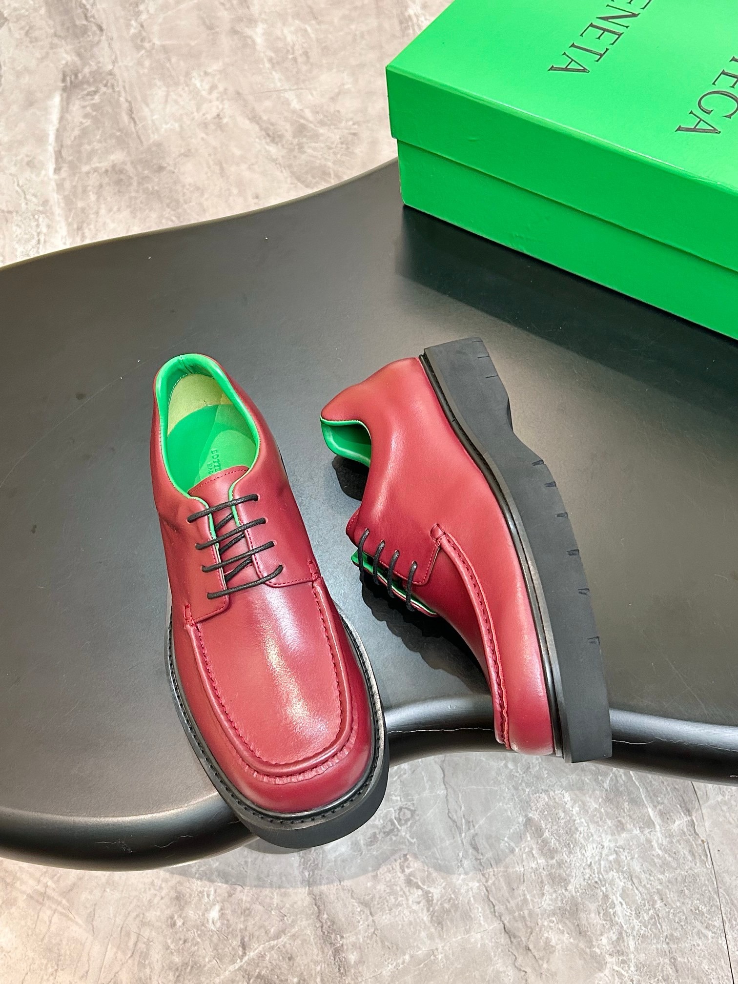 Дерби мужские Bottega Veneta Haddock бордового цвета