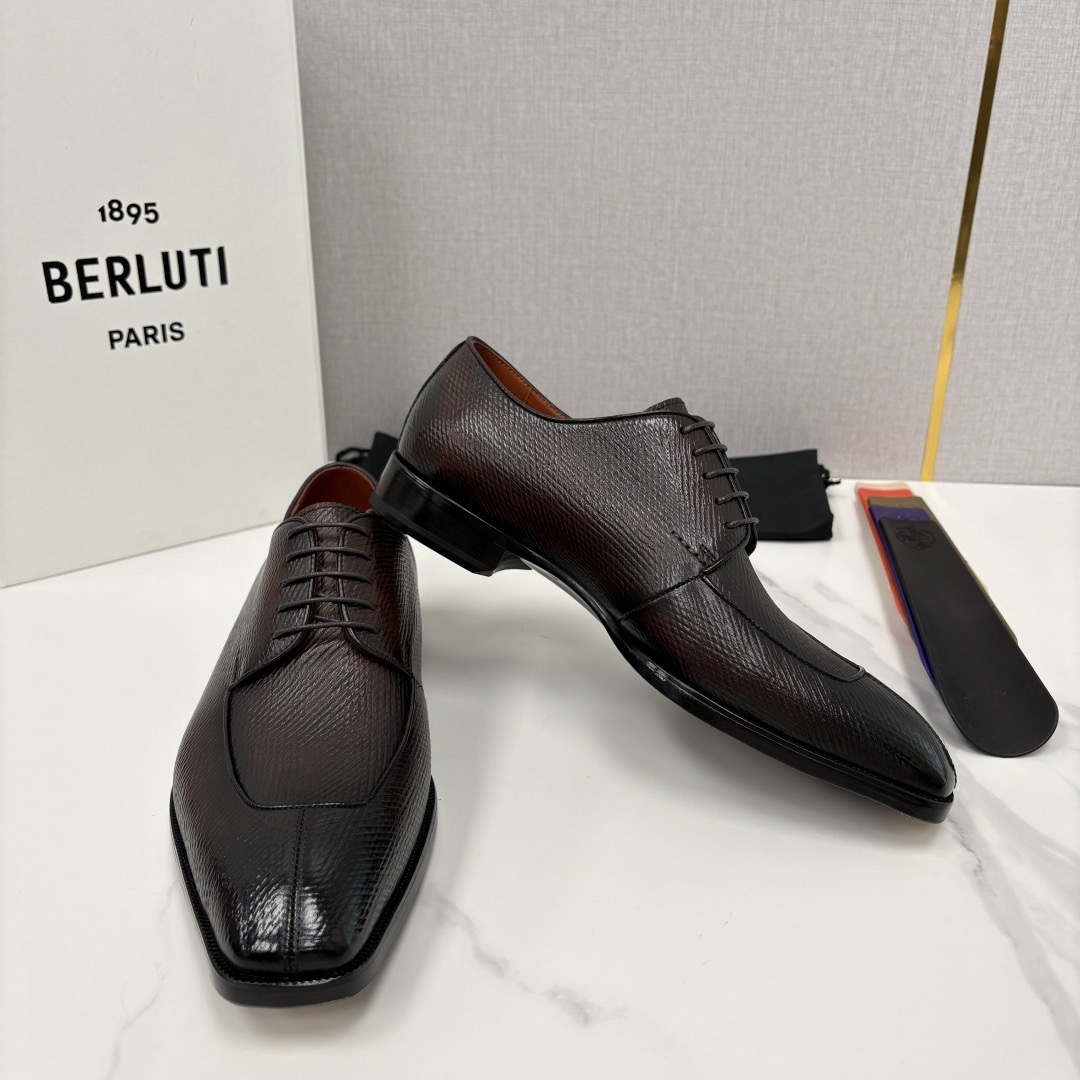 Туфли мужские Berluti классические оксфорды коричневого цвета