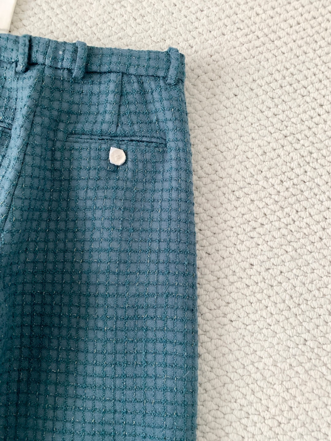 Брюки женские в стиле Chanel из фактурной ткани павлиньего зелёного цвета