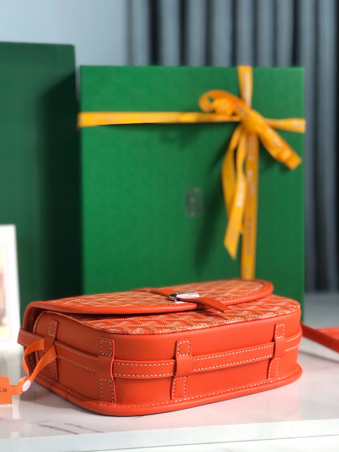 Сумка Goyard Belvédère II PM оранжевого цвета