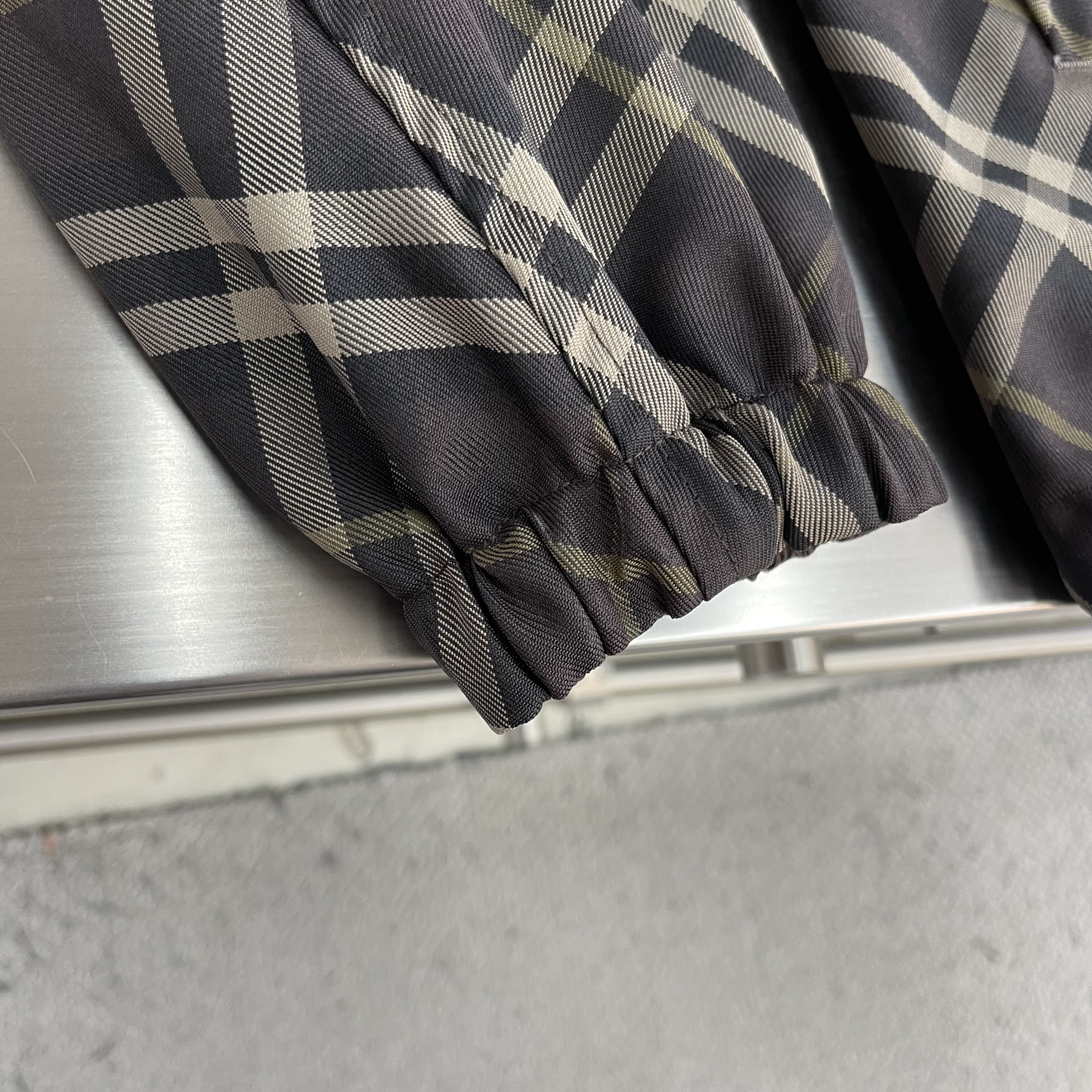 Куртка мужская в стиле Burberry двусторонняя с капюшоном