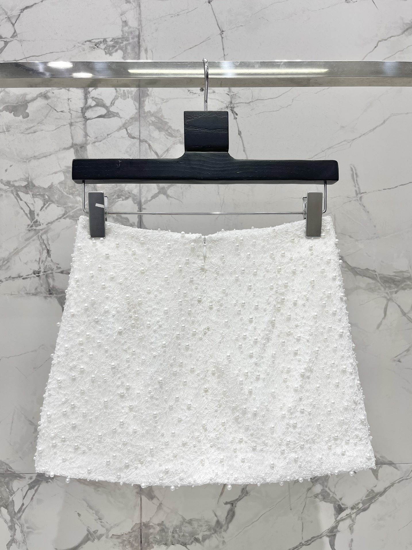 Юбка женская в стиле Saint Laurent белого цвета