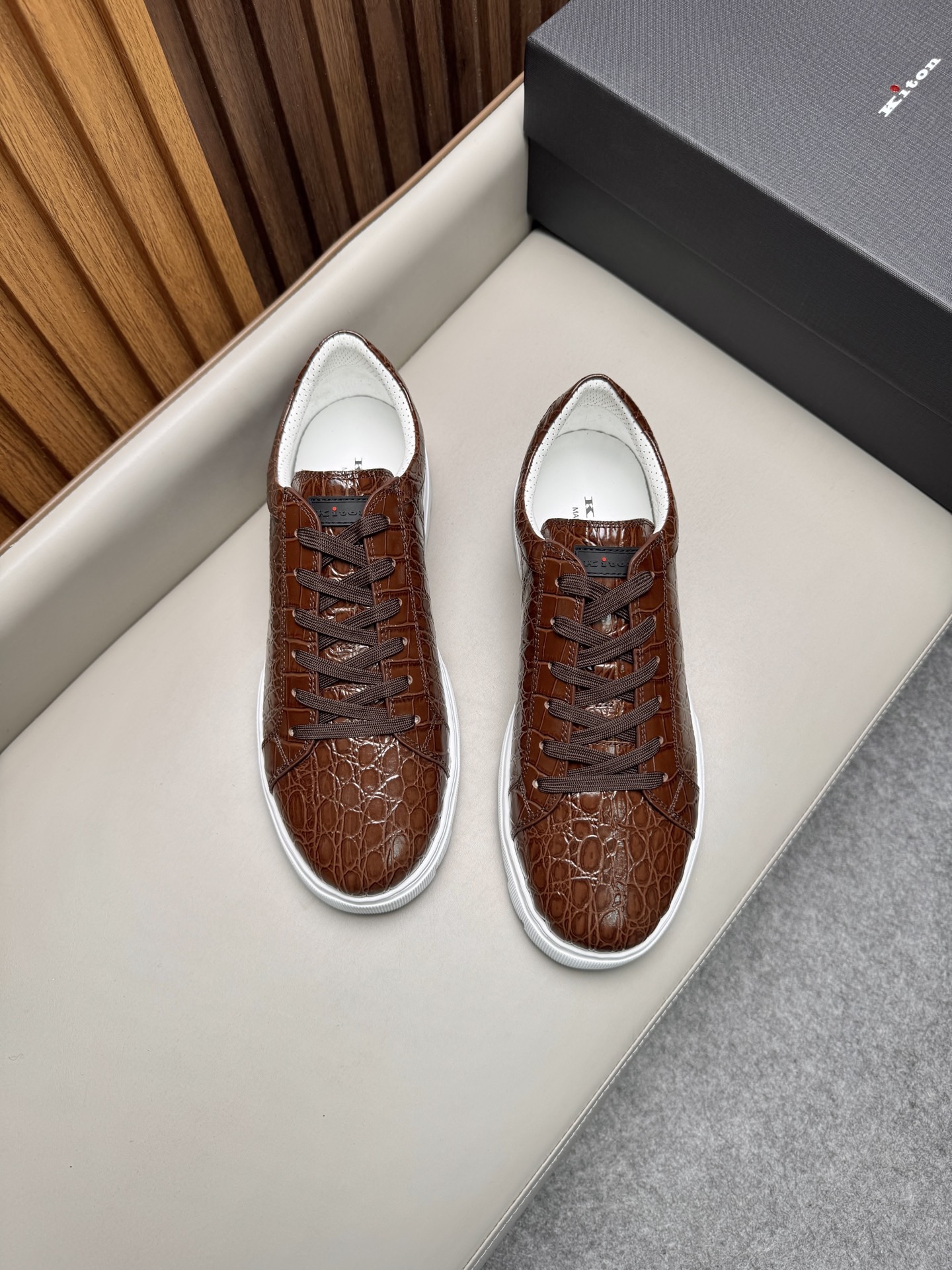 Кеды мужские в стиле Kiton коричневого цвета