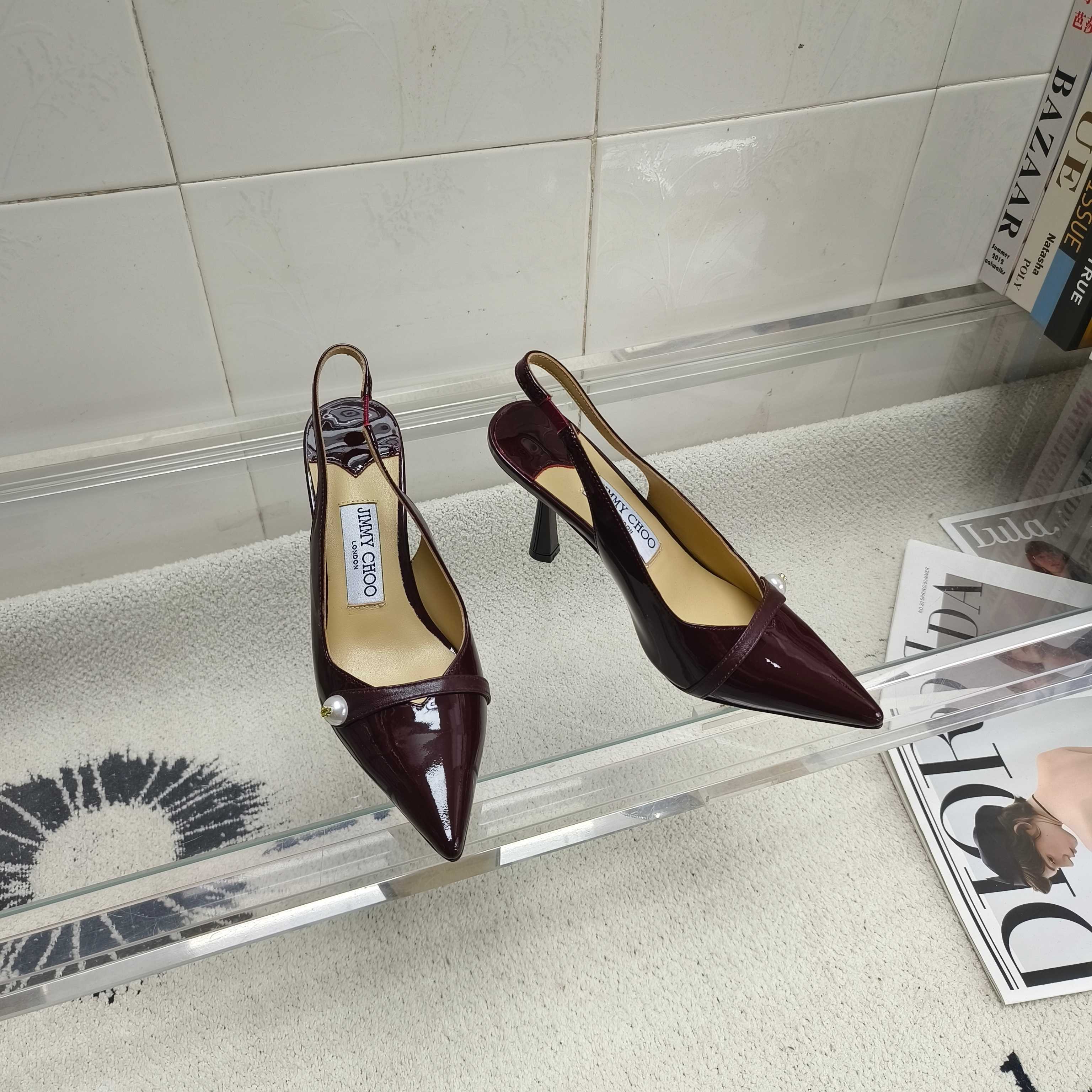 Босоножки женские в стиле Jimmy Choo Ray бордового цвета