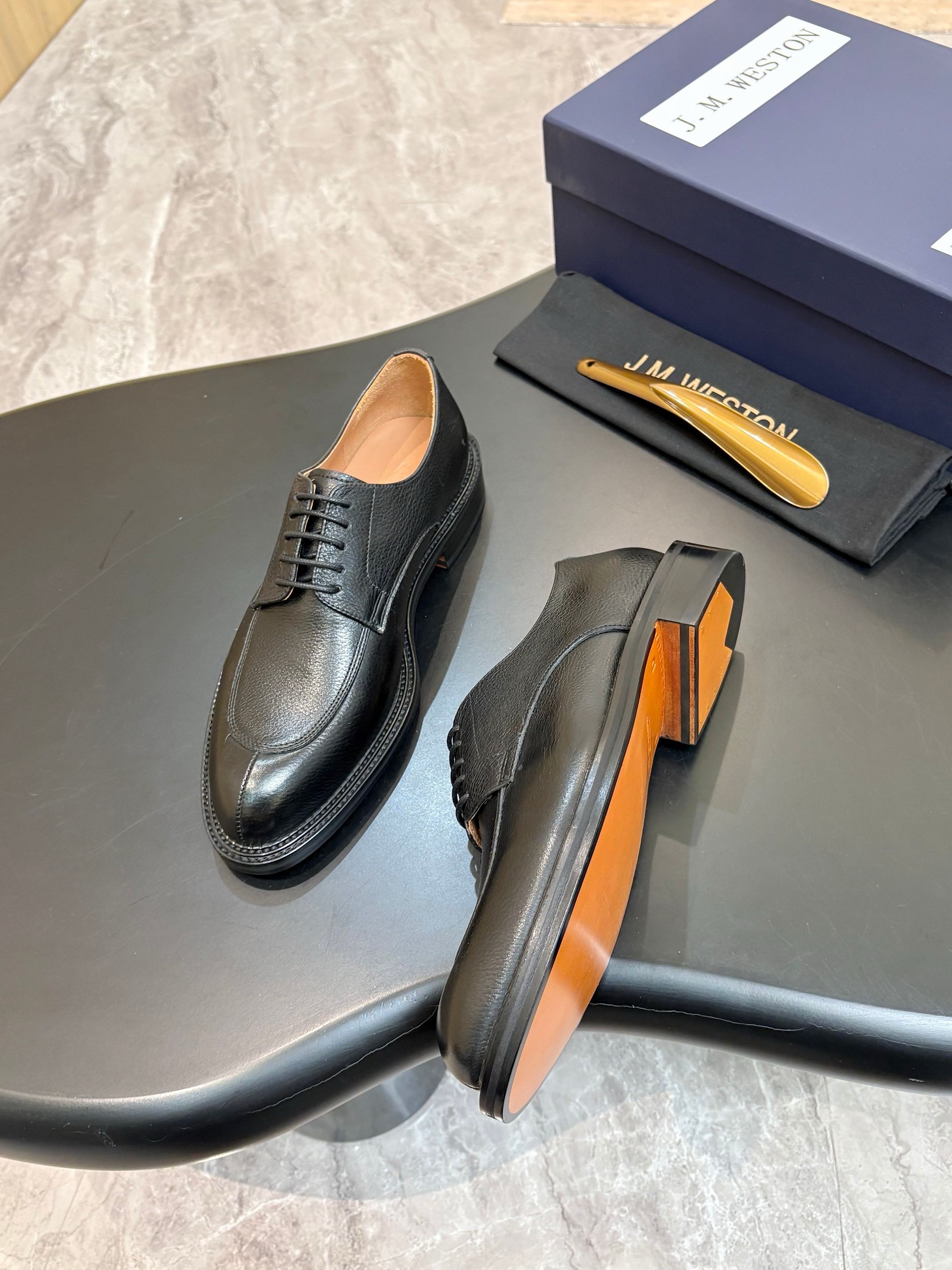 Туфли мужские J.M. Weston Golf чёрного цвета