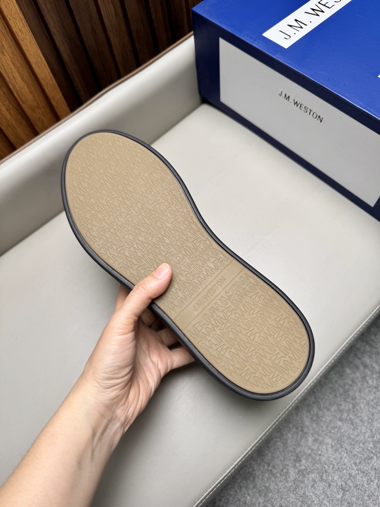 Кеды мужские в стиле J.M. Weston черного цвета