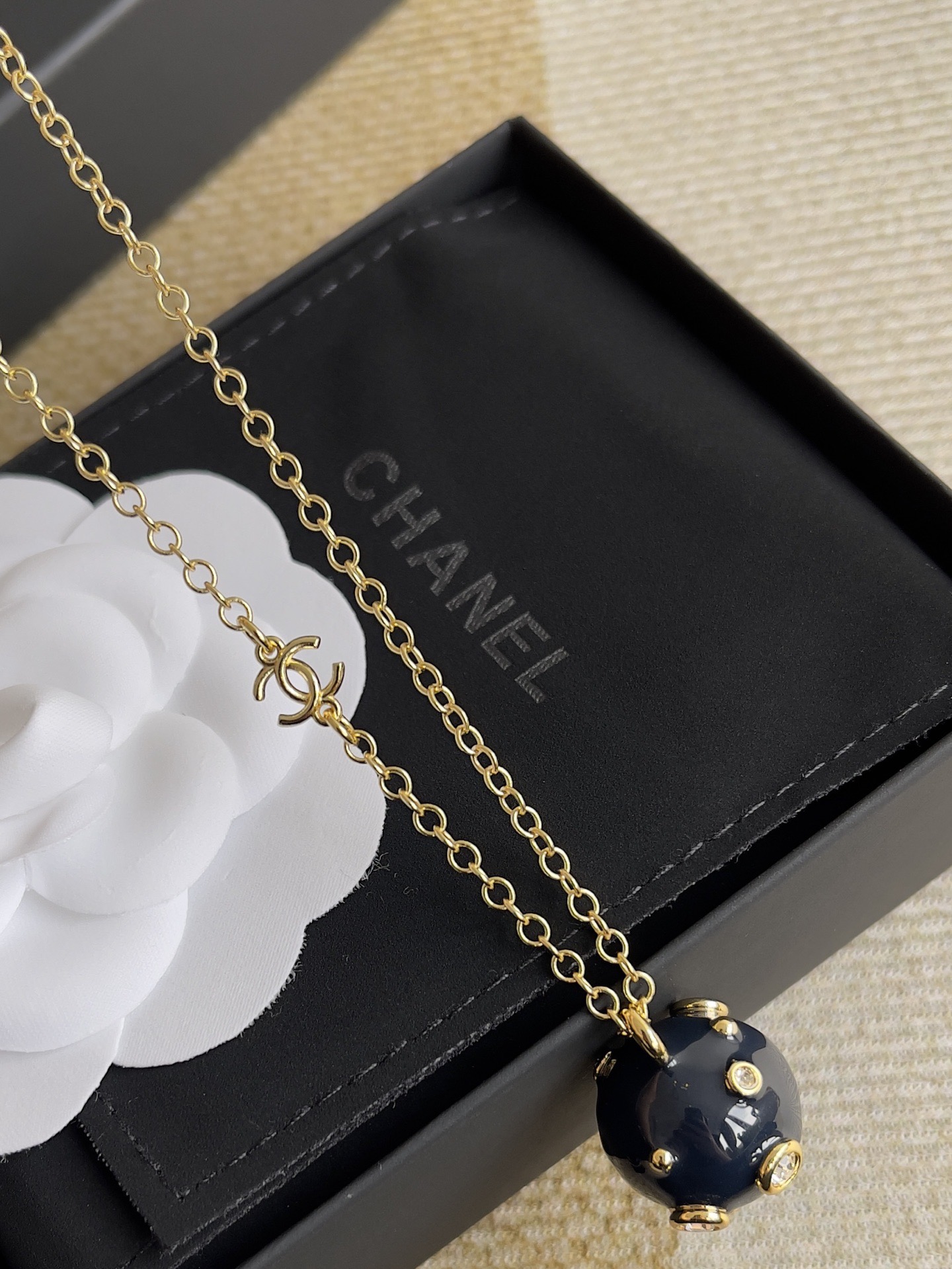 Подвеска женская в стиле Chanel 26S