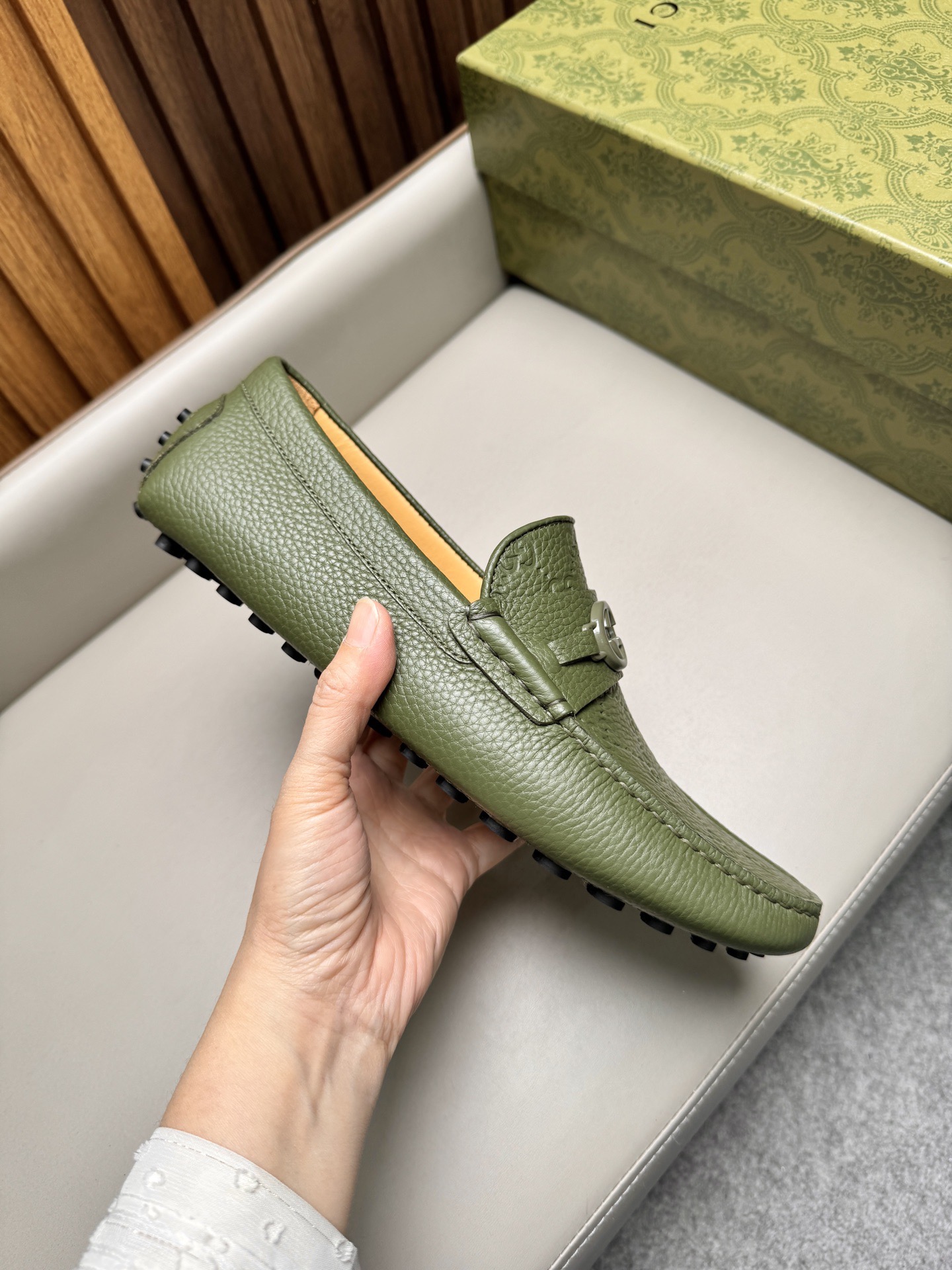 Мокасины мужские в стиле Gucci Driver зеленого цвета