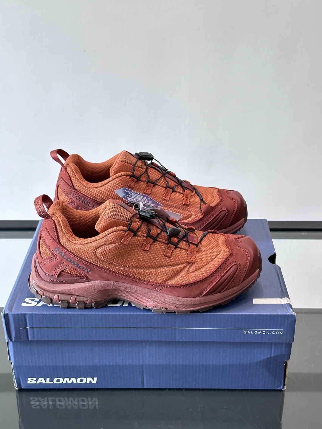 Кроссовки унисекс в стиле Salomon x Jeong Li XA Pro 3D терракотово-кирпичного цвета