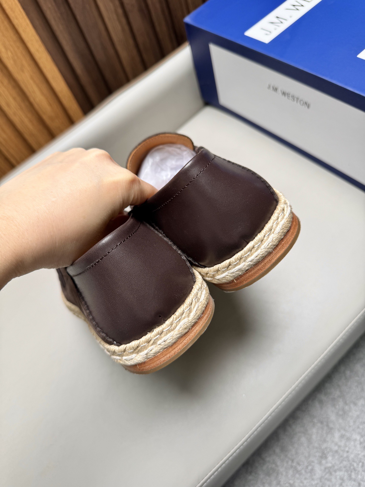 Лоферы мужские в стиле J.M. Weston темно-коричневого цвета