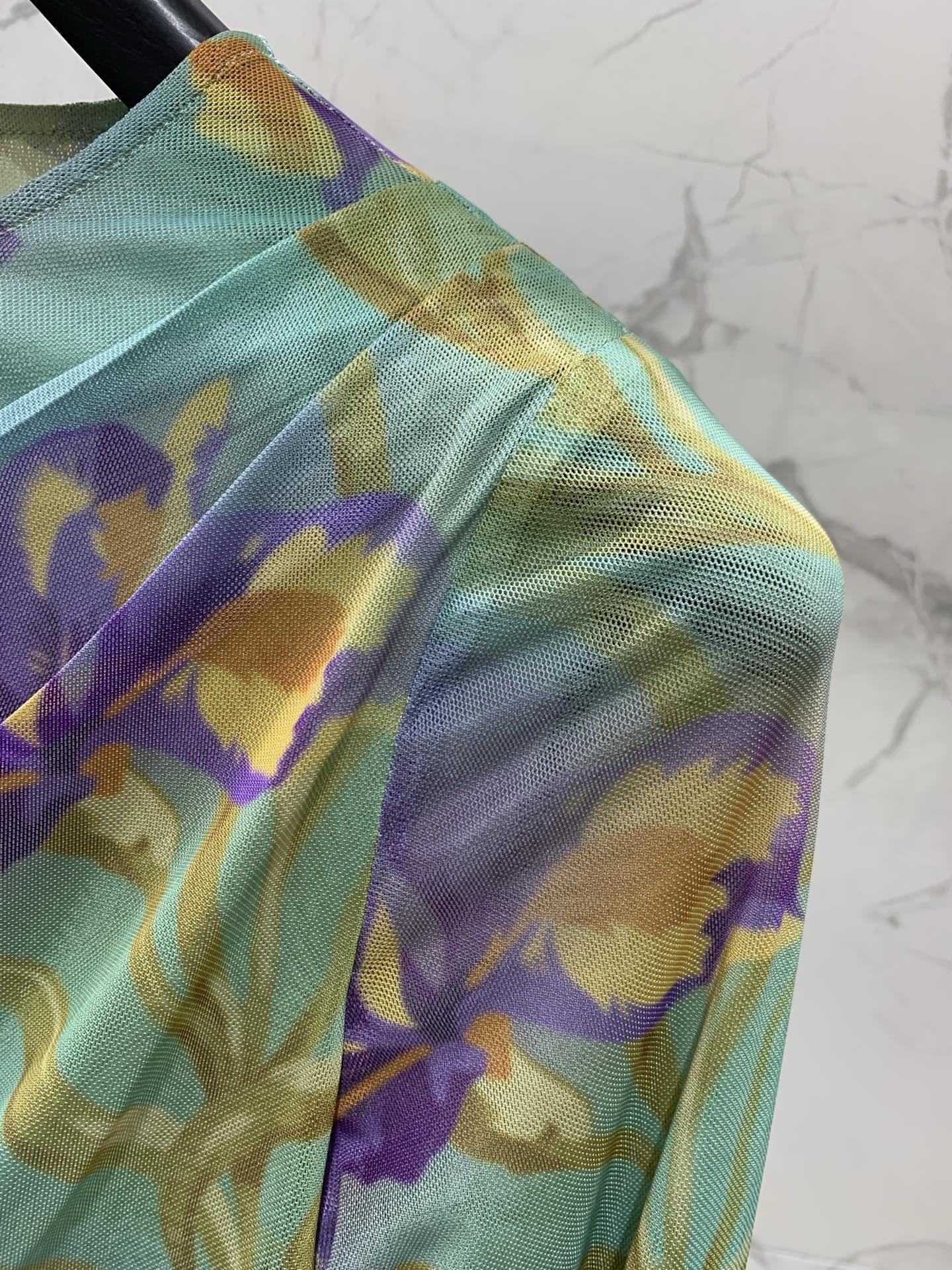 Платье женское в стиле Saint Laurent зелёно-жёлтого цвета