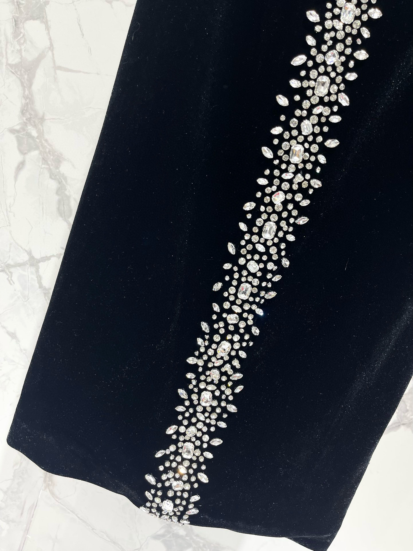 Платье женское в стиле Balmain из бархата с кристаллами