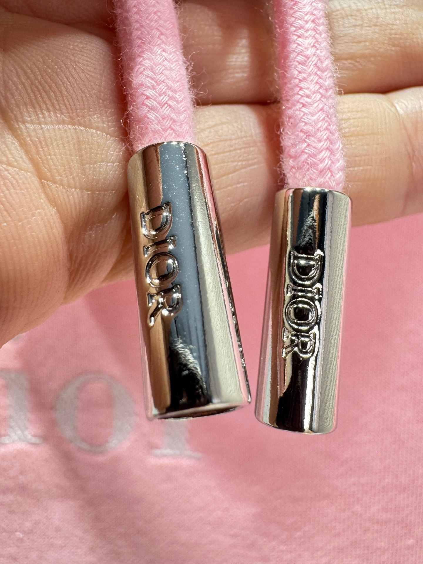 Худи мужское Dior Hooded Sweatshirt with Dior Embroidery розового цвета