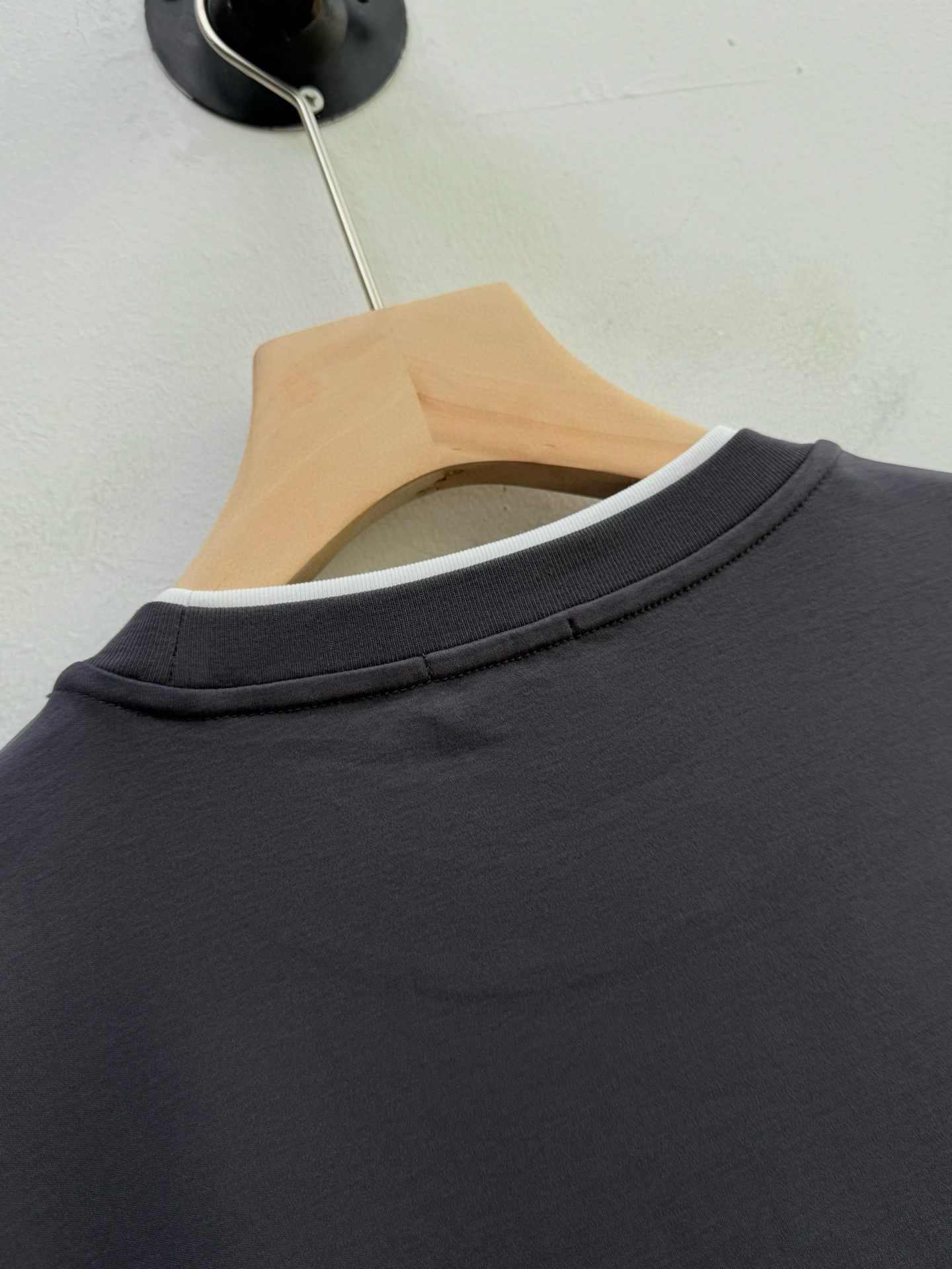 Лонгслив мужской в стиле Brioni Bri с эффектом двойного слоя из хлопка серого цвета