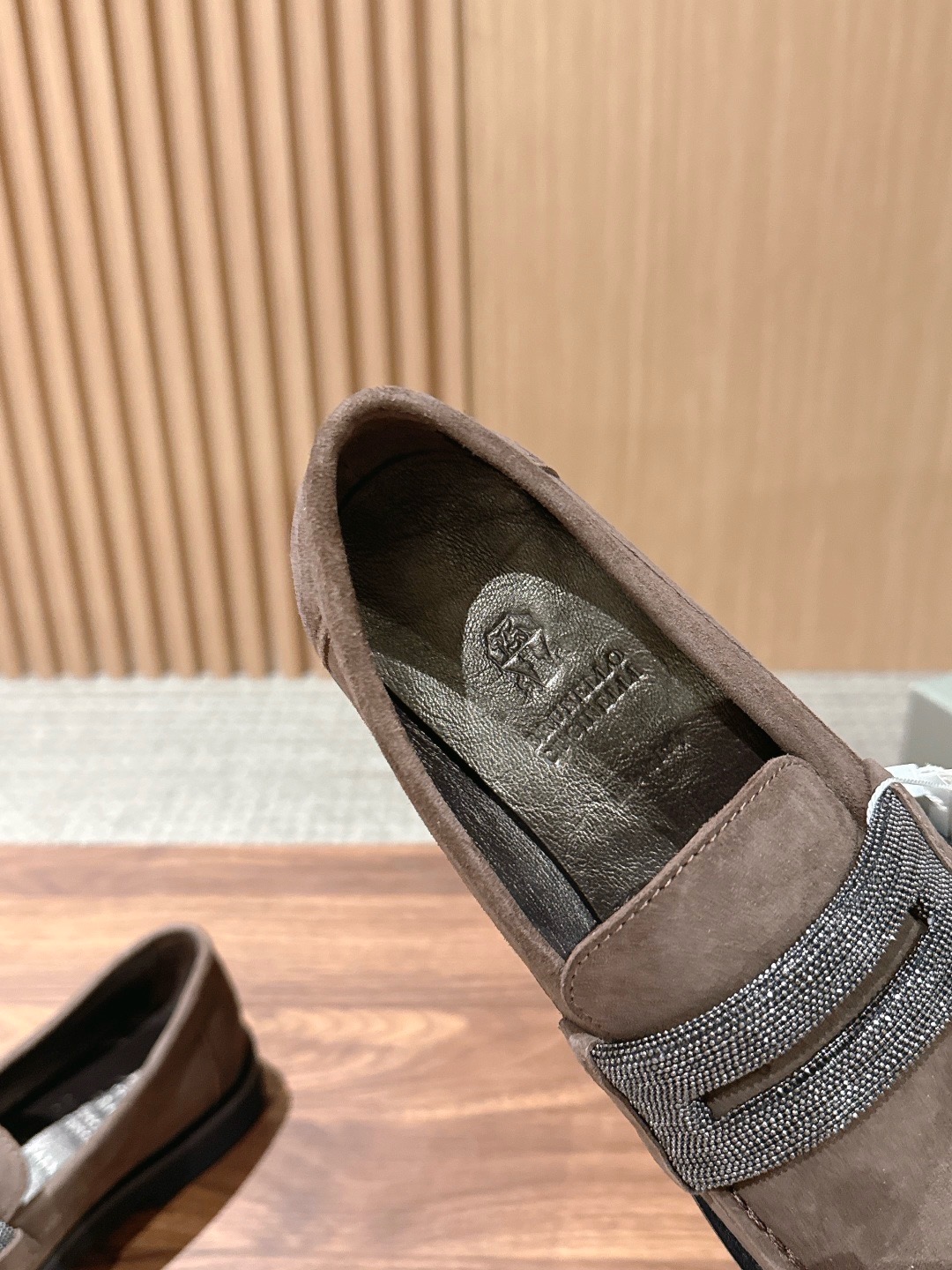 Лоферы женские в стиле Brunello Cucinelli BC коричнево-бежевого цвета