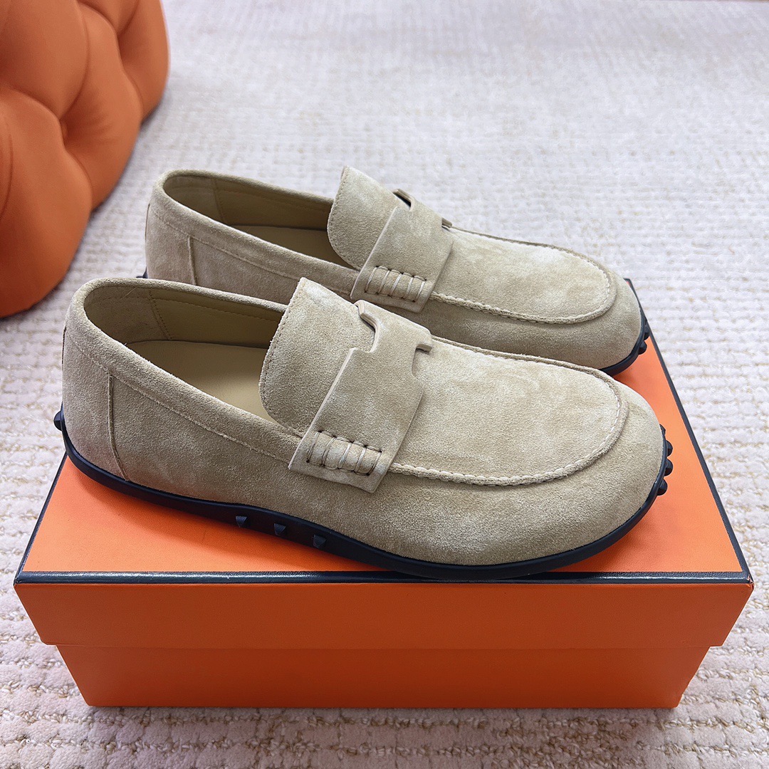 Лоферы мужские в стиле Hermès светло-бежевого цвета