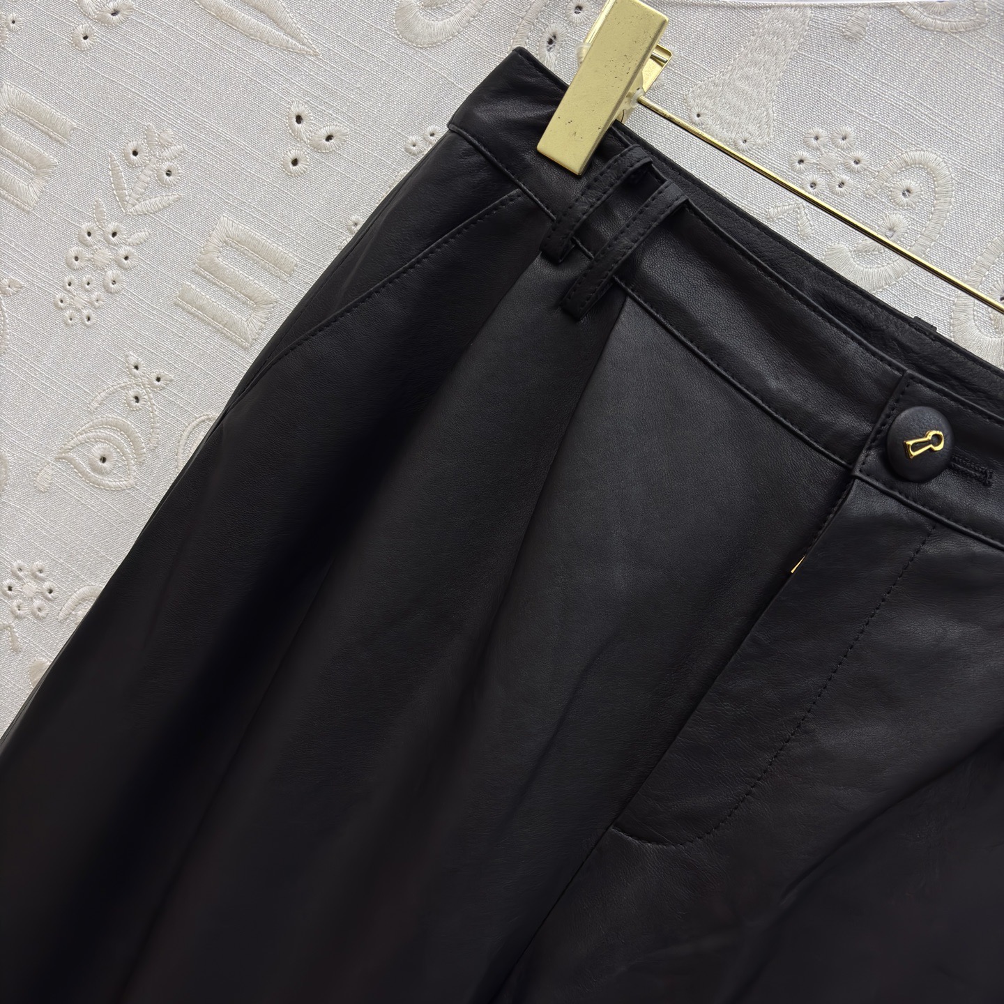 Брюки женские Schiaparelli широкого кроя с высокой посадкой чёрного цвета