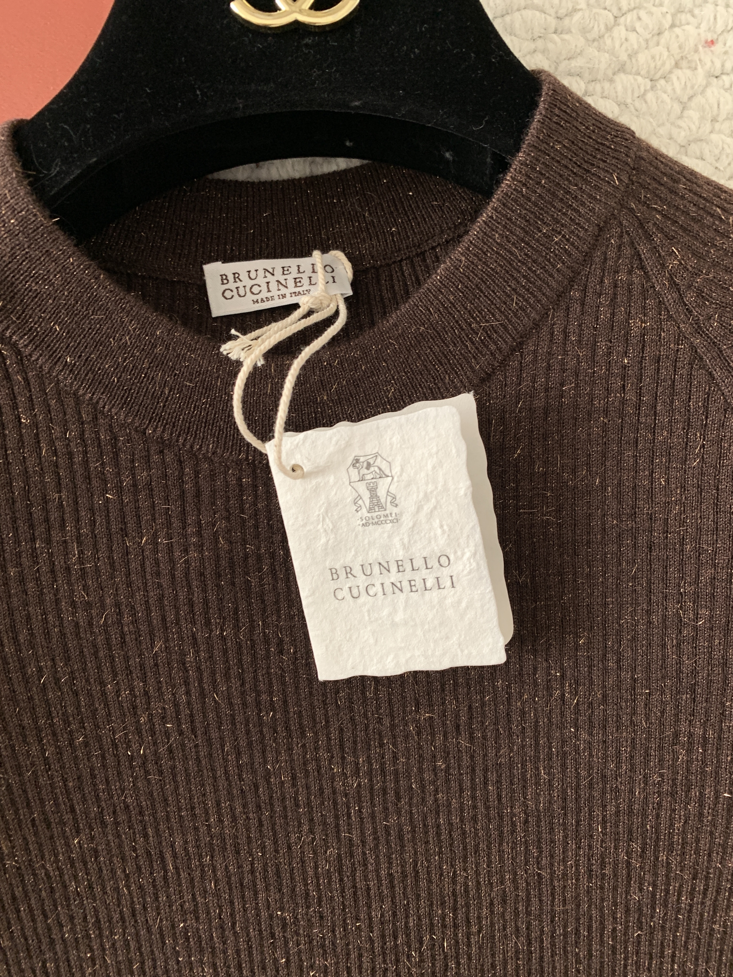 Джемпер женский Brunello Cucinelli с короткими рукавами коричневого цвета