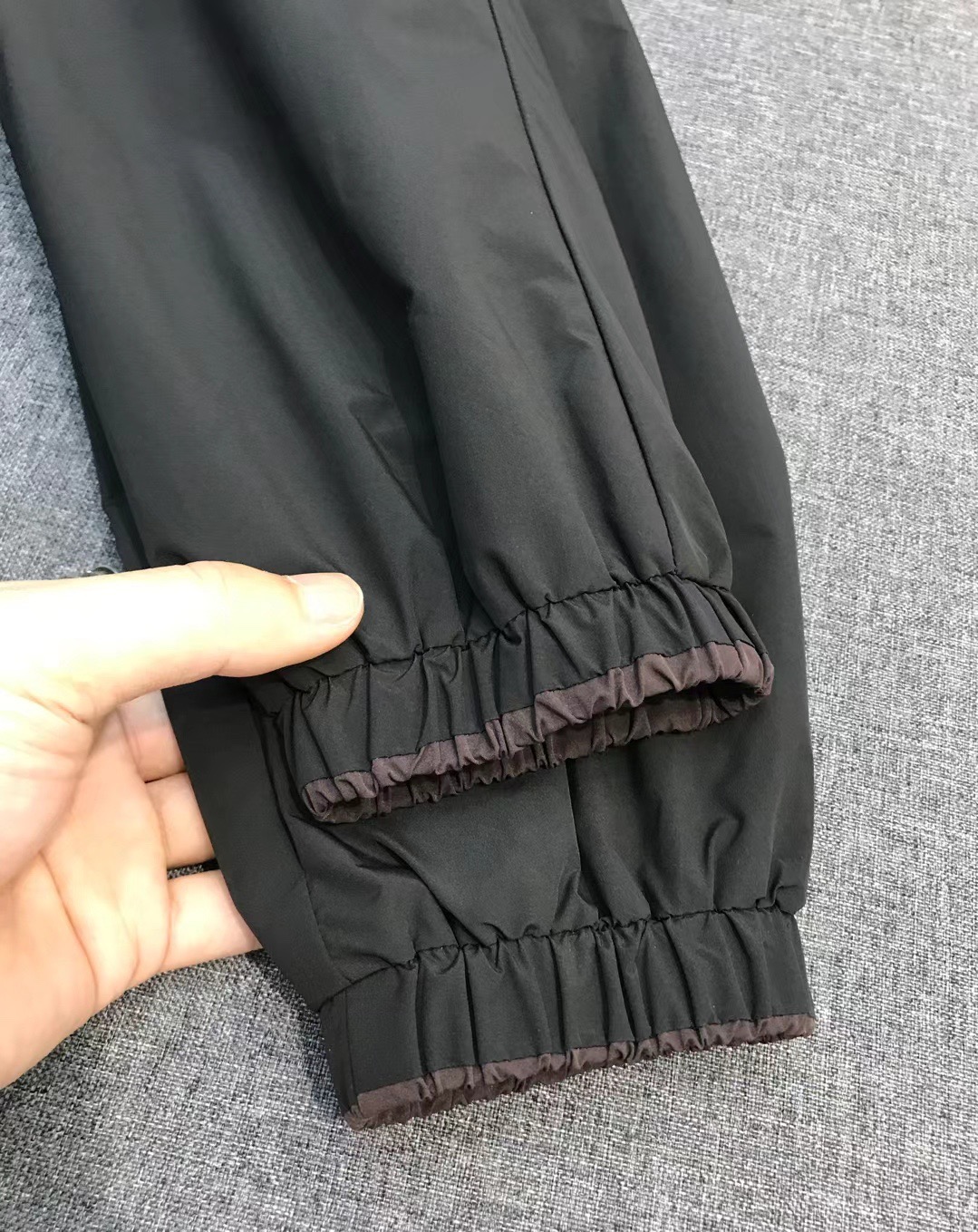 Куртка мужская в стиле Moncler с капюшоном из технологичной ткани Pertex чёрного цвета