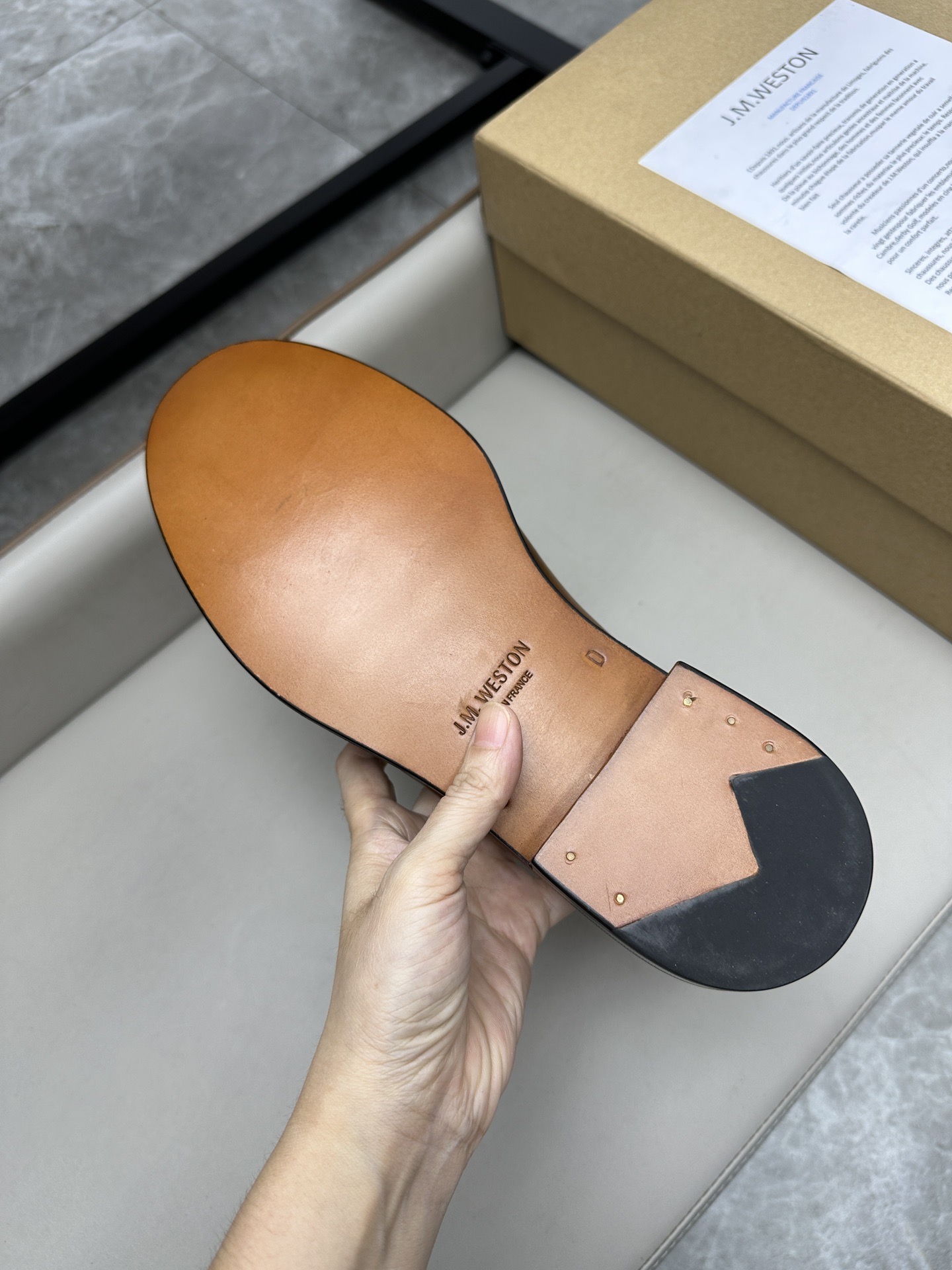 Лоферы мужские в стиле J.M. Weston коричневого цвета