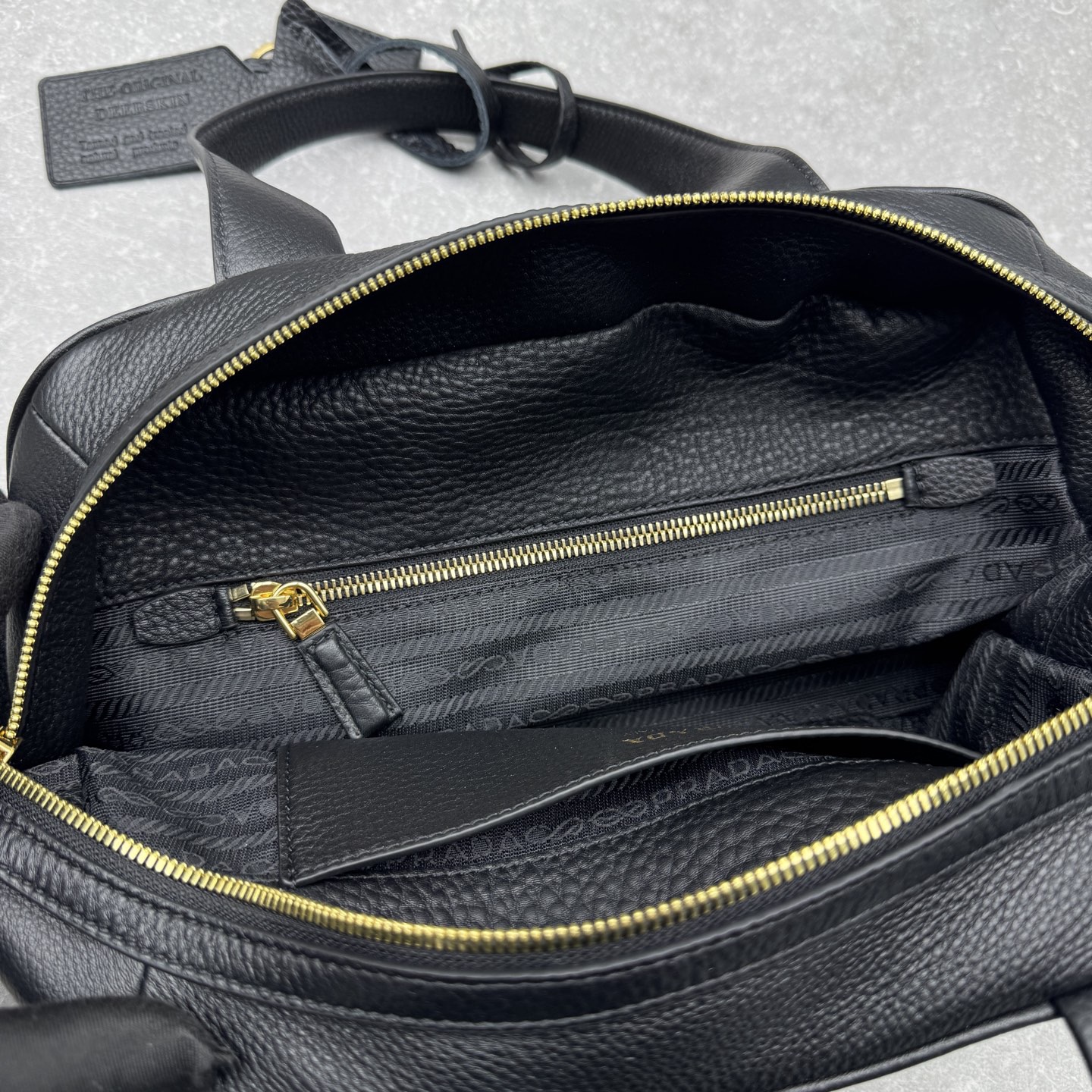 Сумка женская в стиле Prada Hobo 6861 чёрного цвета 