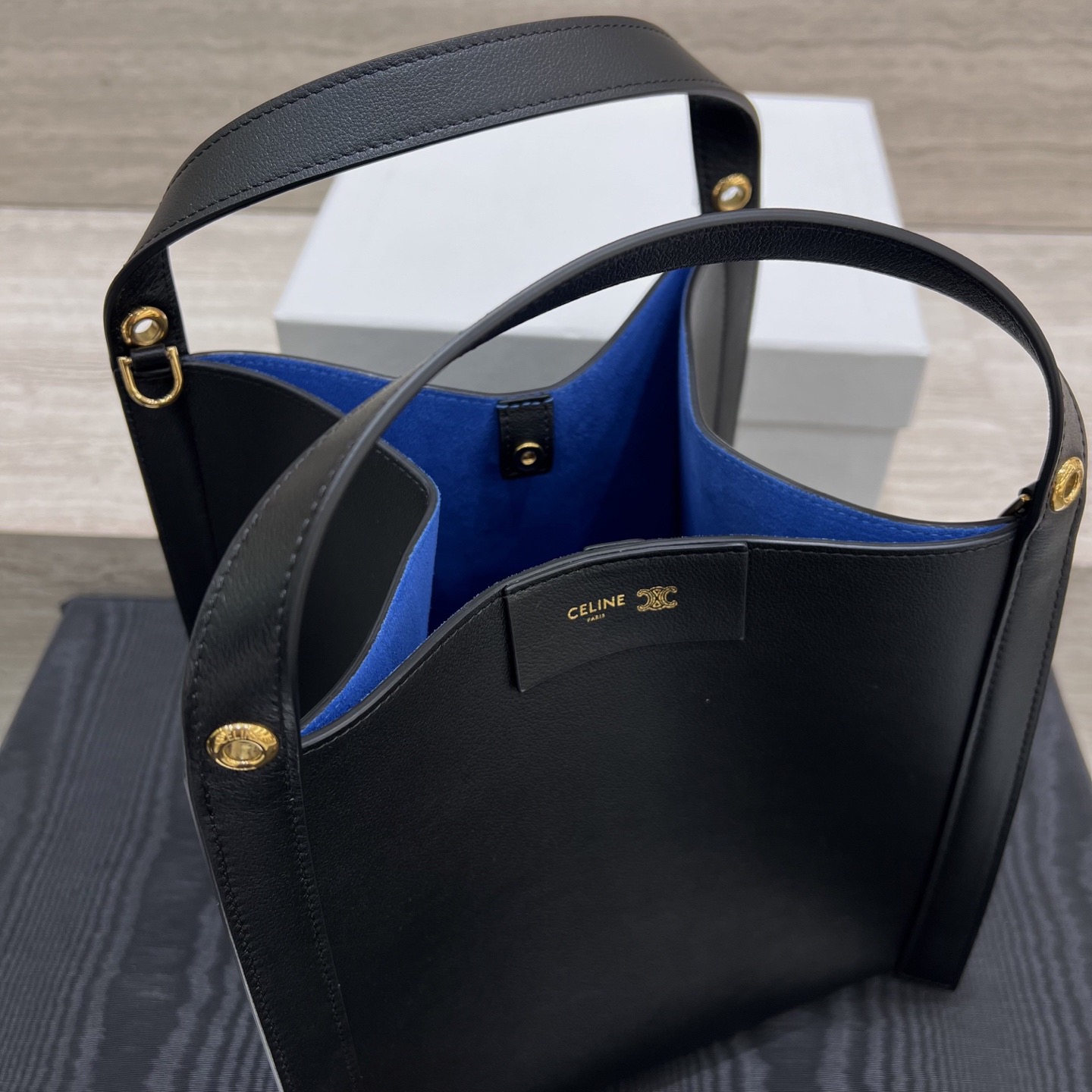 Сумка женская в стиле Celine Cubo чёрного цвета