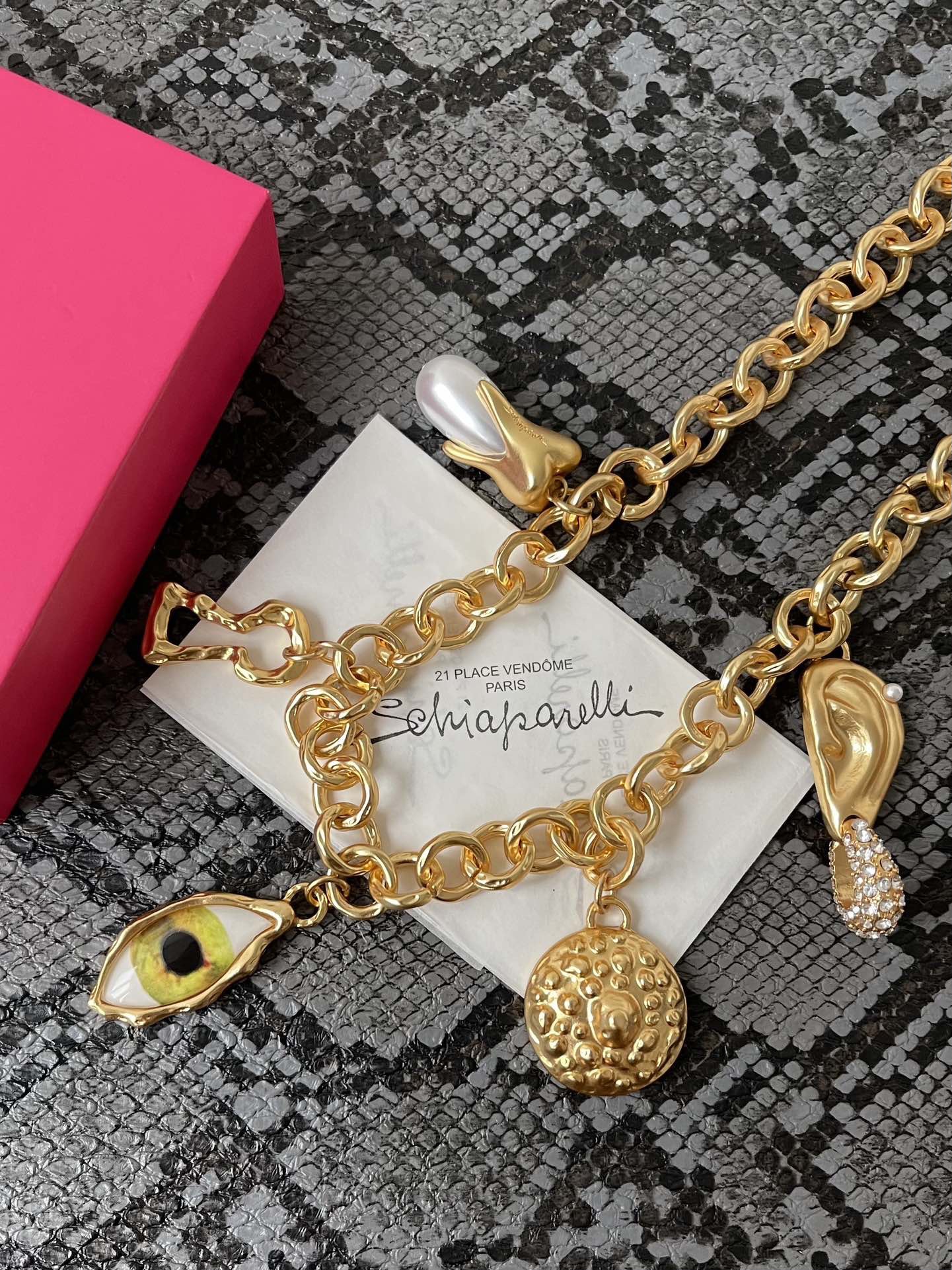 Колье женское в стиле Schiaparelli