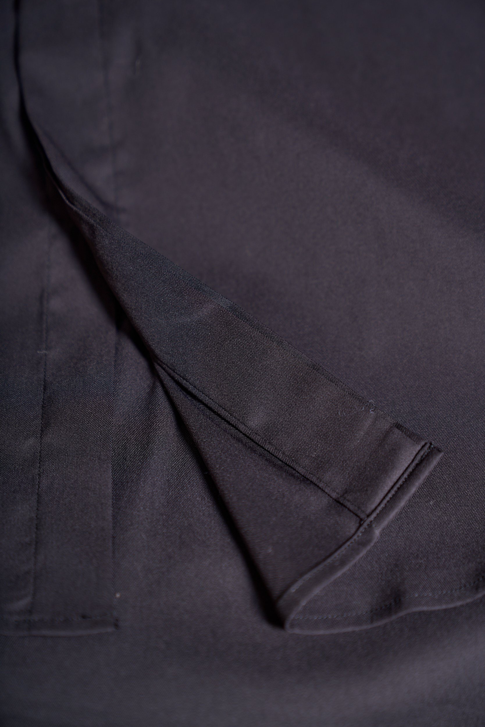 Рубашка мужская в стиле Zegna черного цвета с запонками