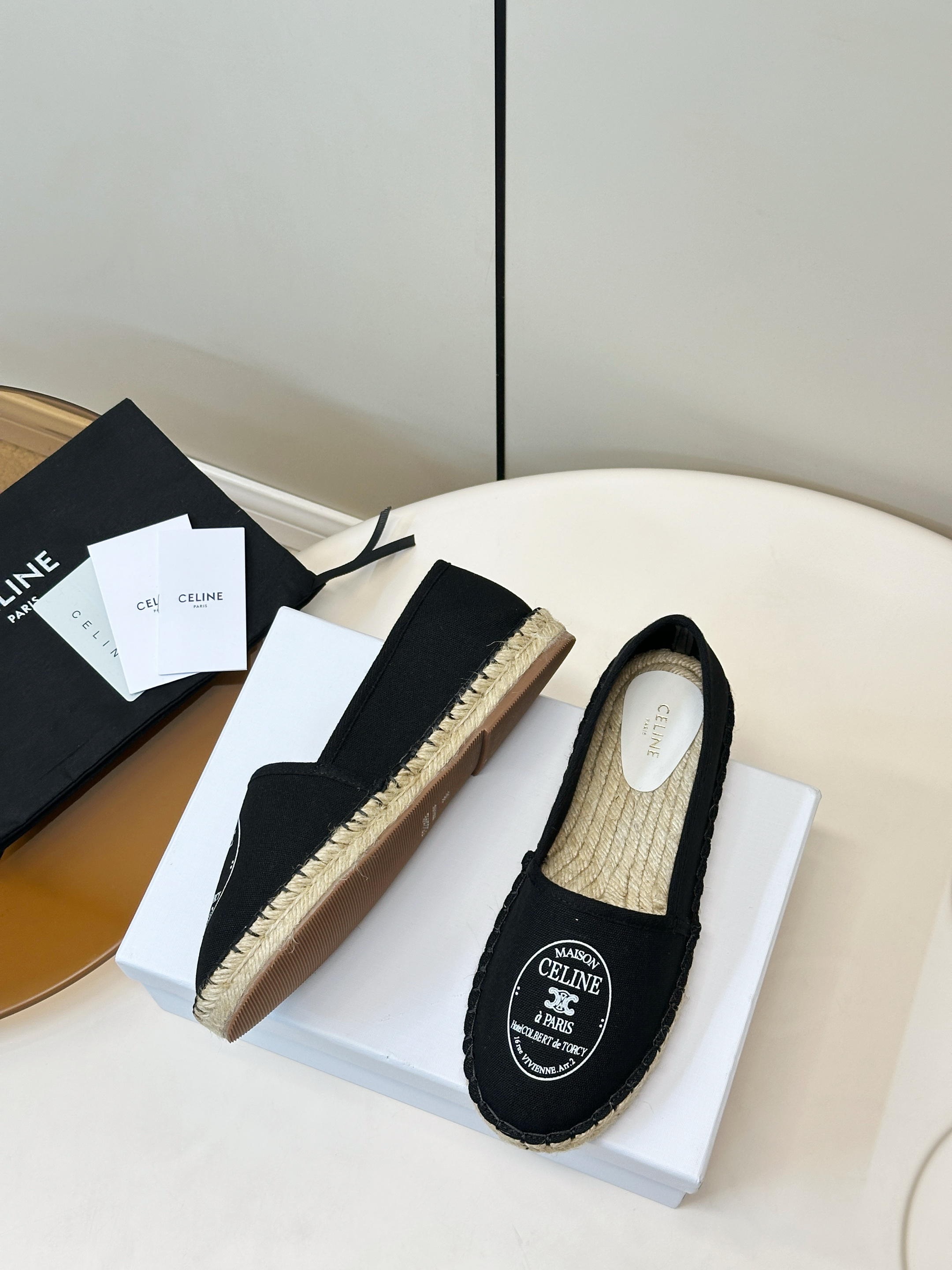 Эспадрильи женские Celine Maison Celine чёрного цвета