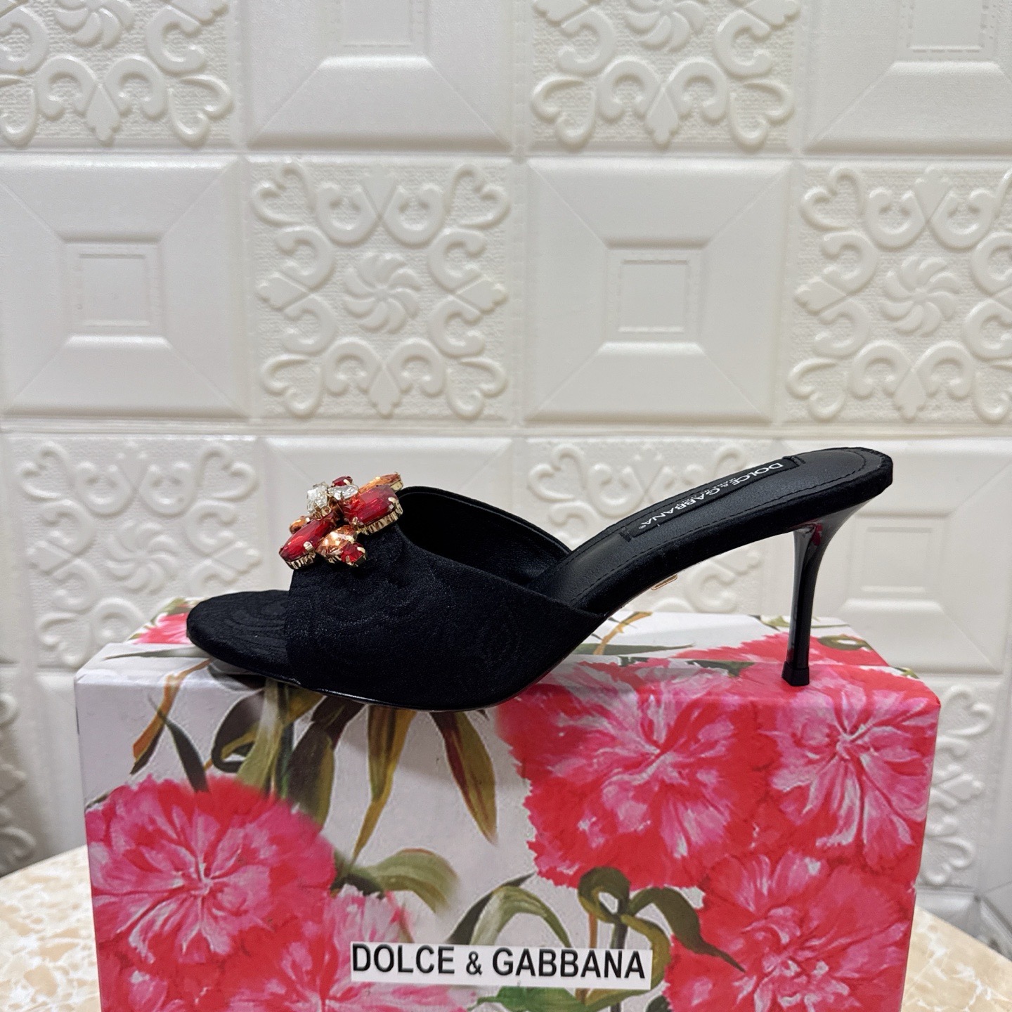 Мюли женские Dolce & Gabbana Keira чёрного цвета