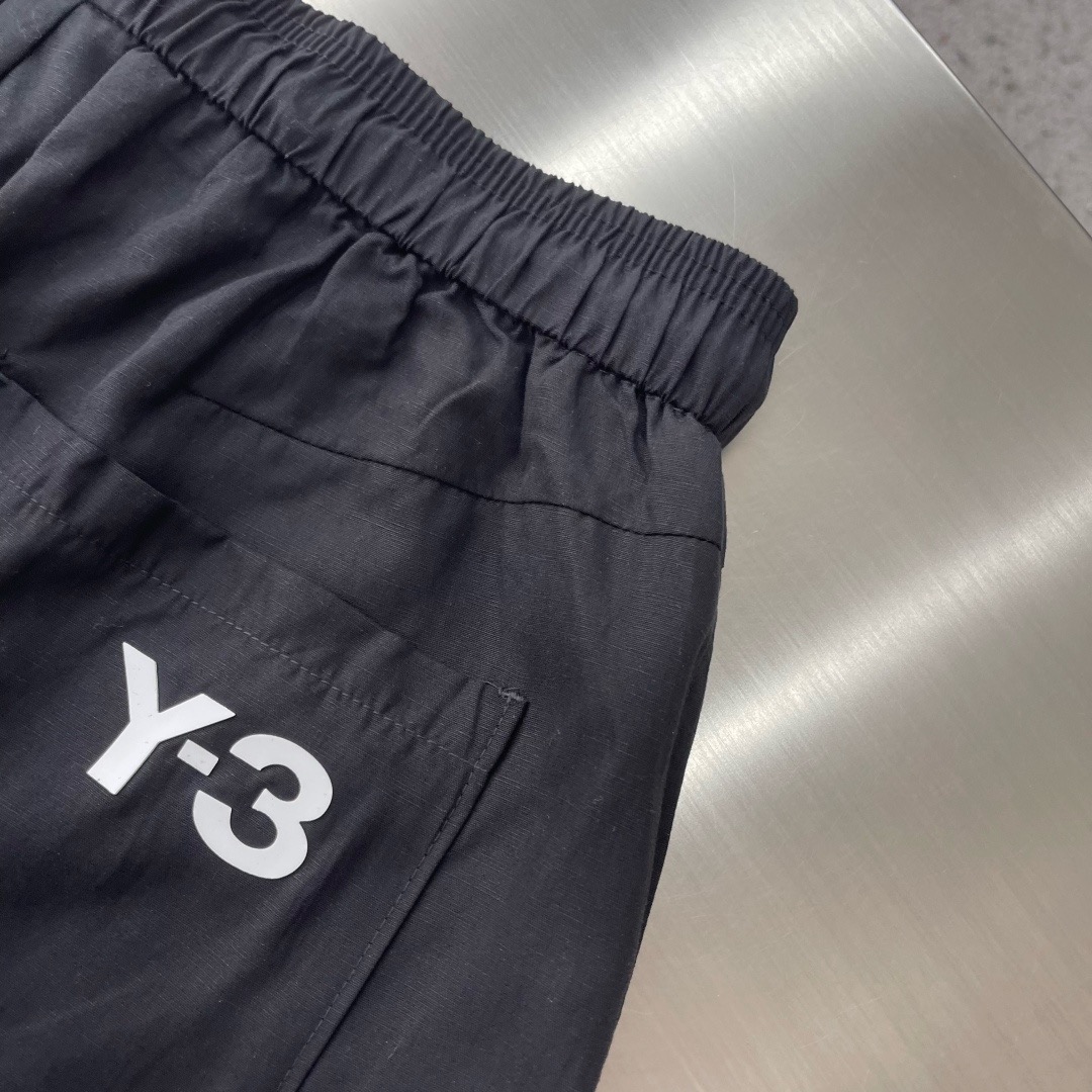 Брюки мужские в стиле Y-3 чёрного цвета с эластичным поясом