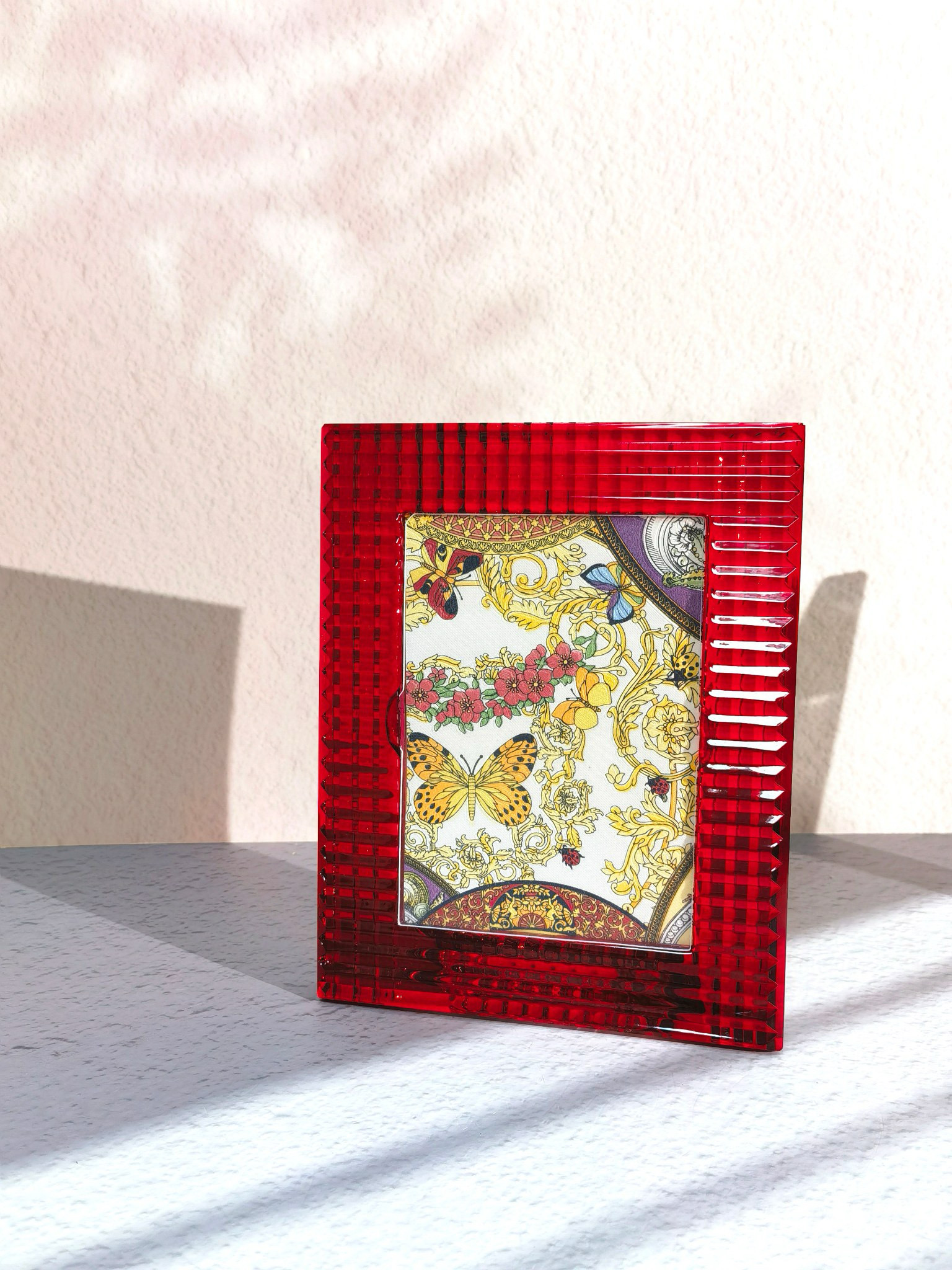 Хрустальная фоторамка в стиле Baccarat Brilliant Series, красного цвета